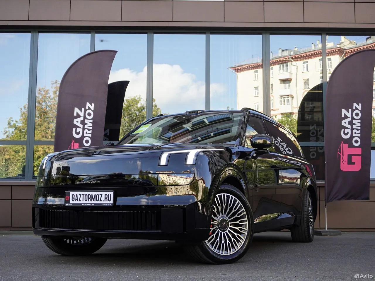 Lynk & Co 900 2.0 PHEV 4WD DHT (884 л.c.) 2025 г. 3 км