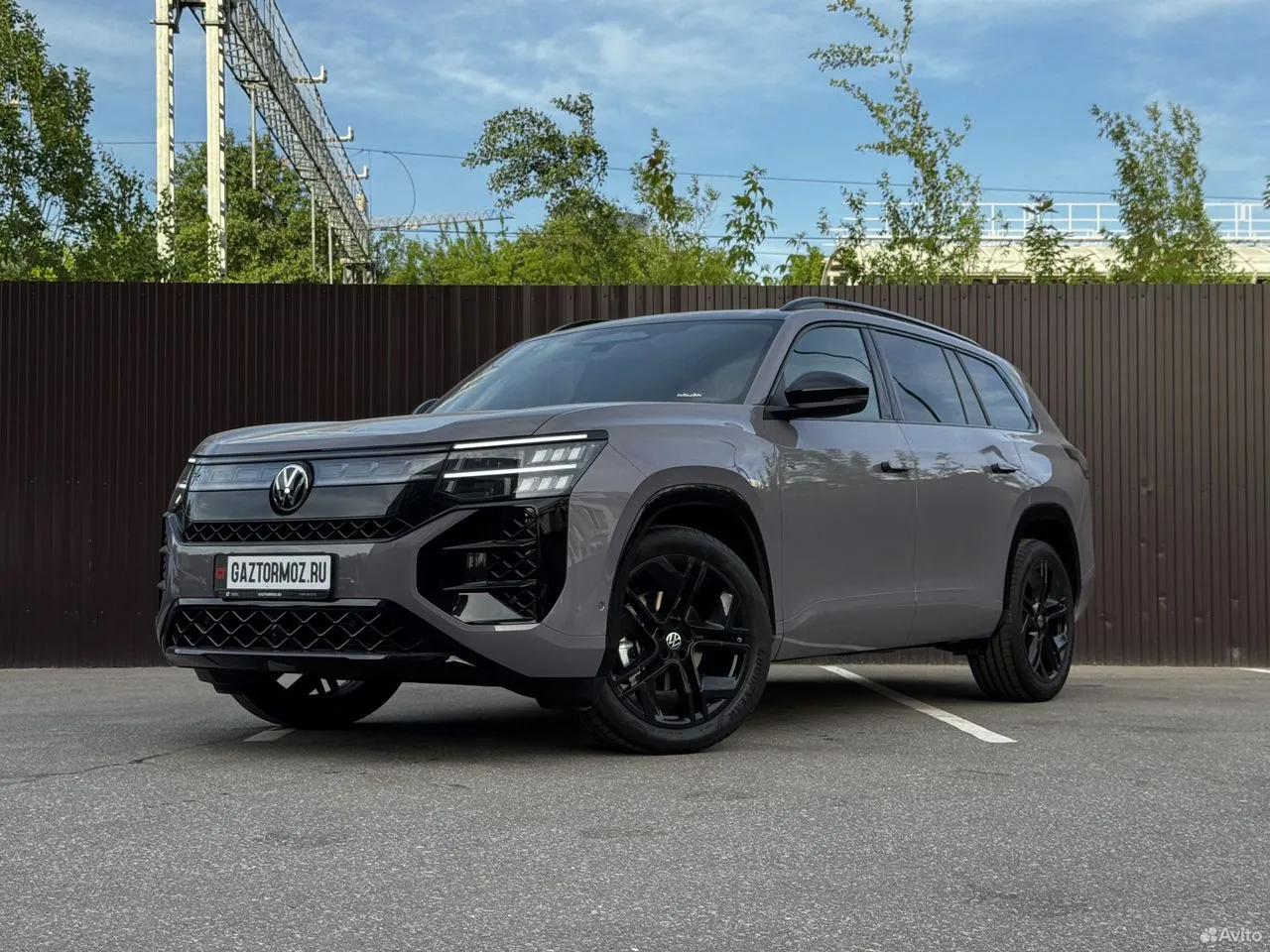 Volkswagen Teramont Pro 450 2.0 TSI 4MOTION DSG (272 л.с.) 2025 г. 3 км