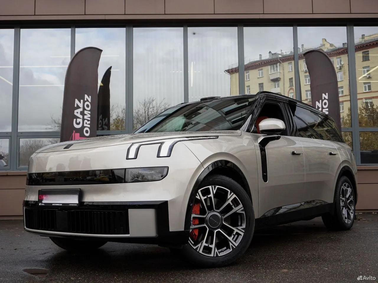 Lynk & Co 900 2.0hyb 4WD AT (734 л.с.) 2025 г. 10 км