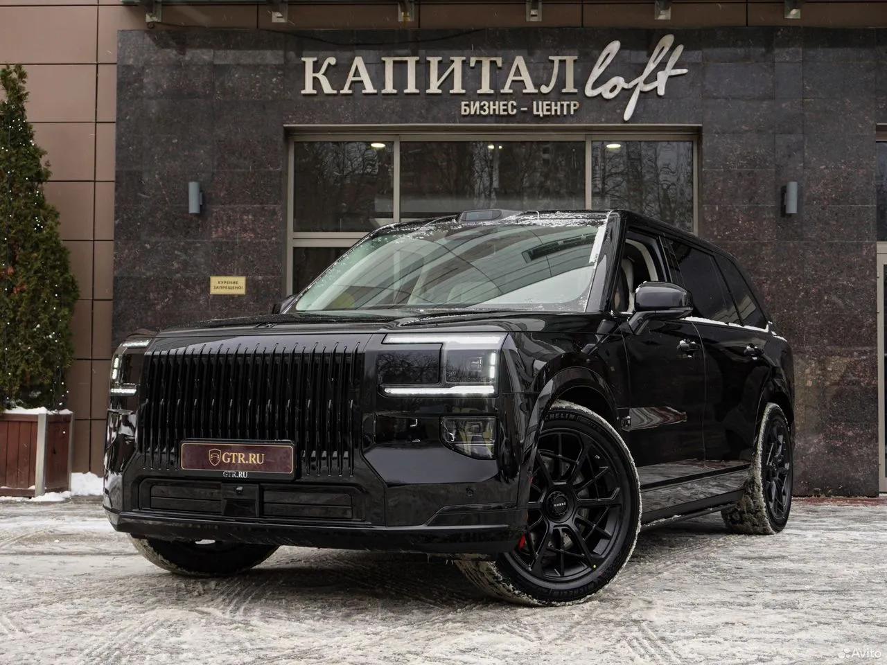 Zeekr 9X 2.0hyb 4WD AT (898 л.с.) 2025 г. 9 км