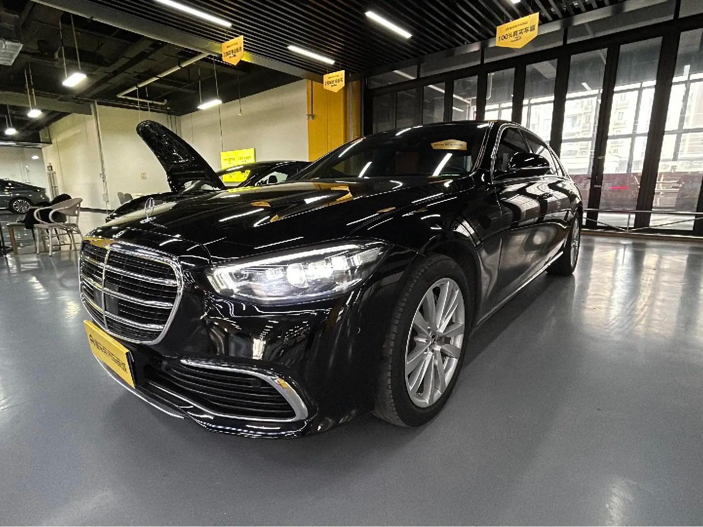 Mercedes-Benz Mercedes Benz S Class 2023 г. 70916 км.