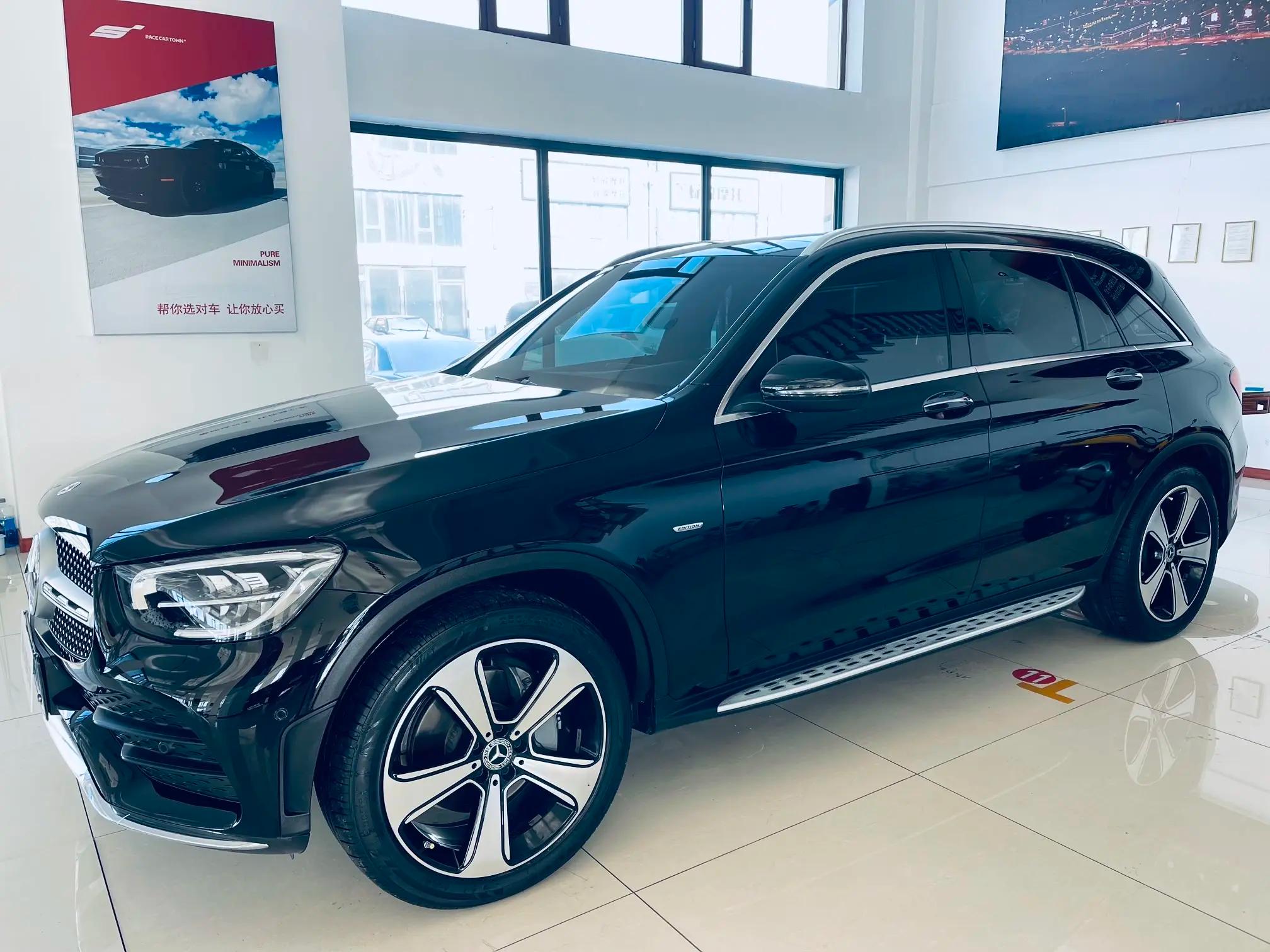 Mercedes-Benz GLC 2023 г. 51091 км.
