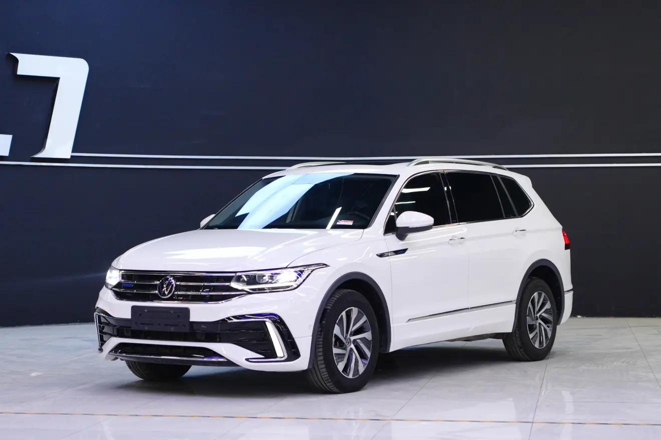 Volkswagen Tiguan L PHEV 2022 г. 54090 км.