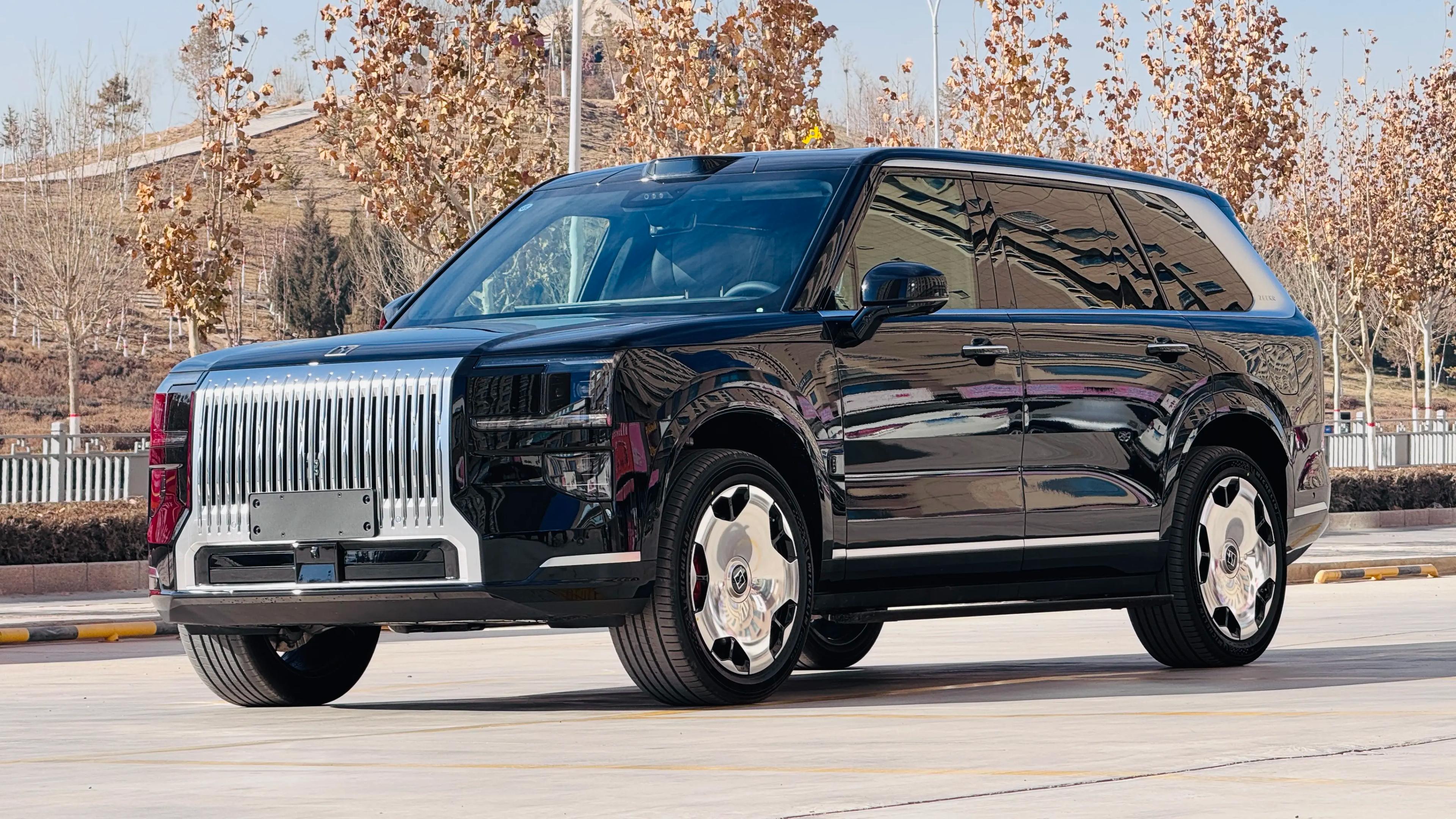 ZEEKR 9X 2025 г. 335 км.