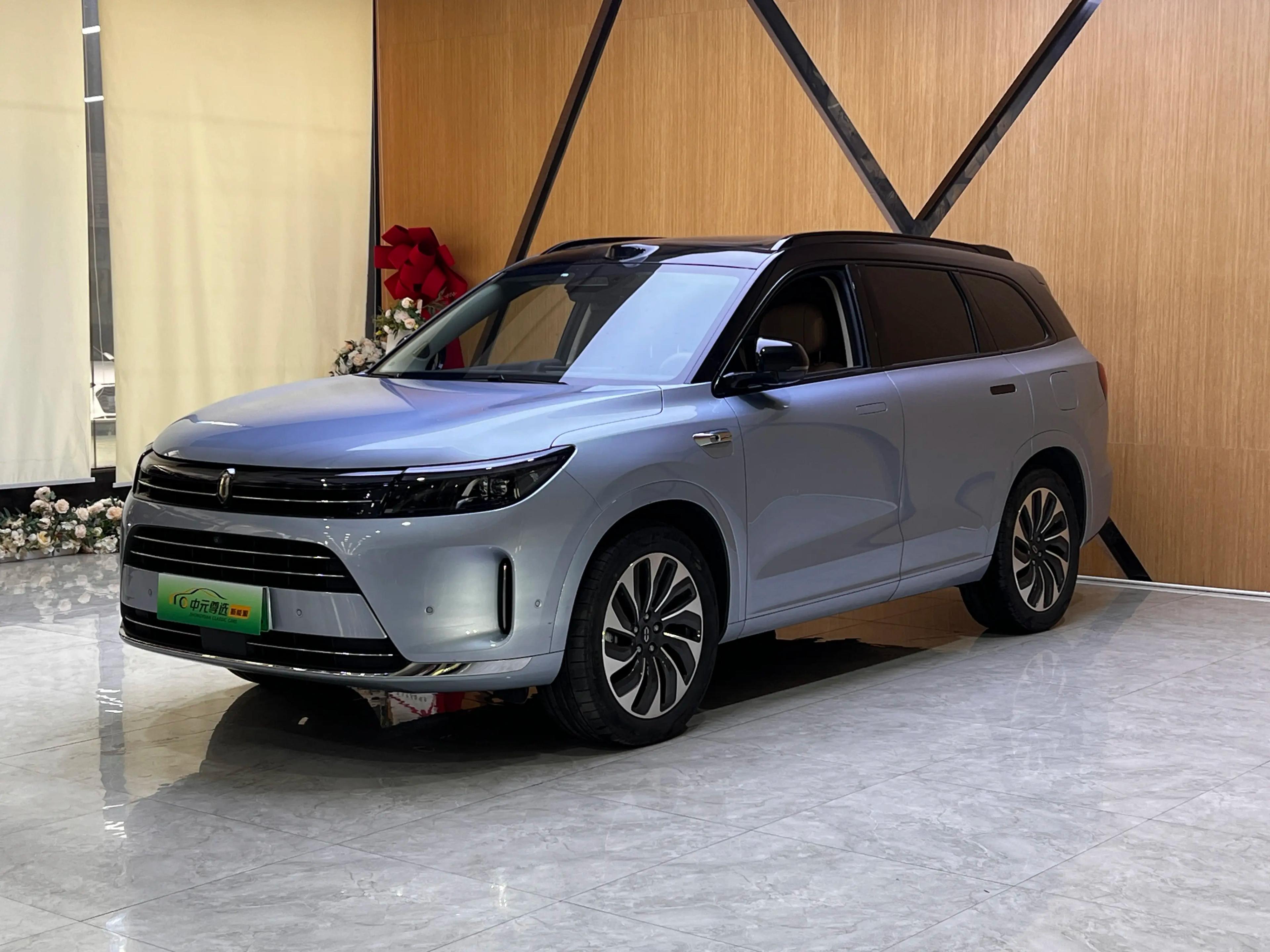 AITO M7 2024 г. 51100 км.