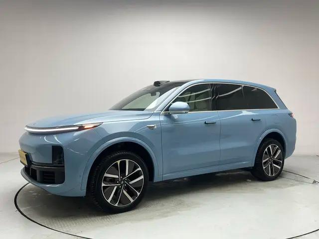 Lixiang L8 2024 г. 19051 км.