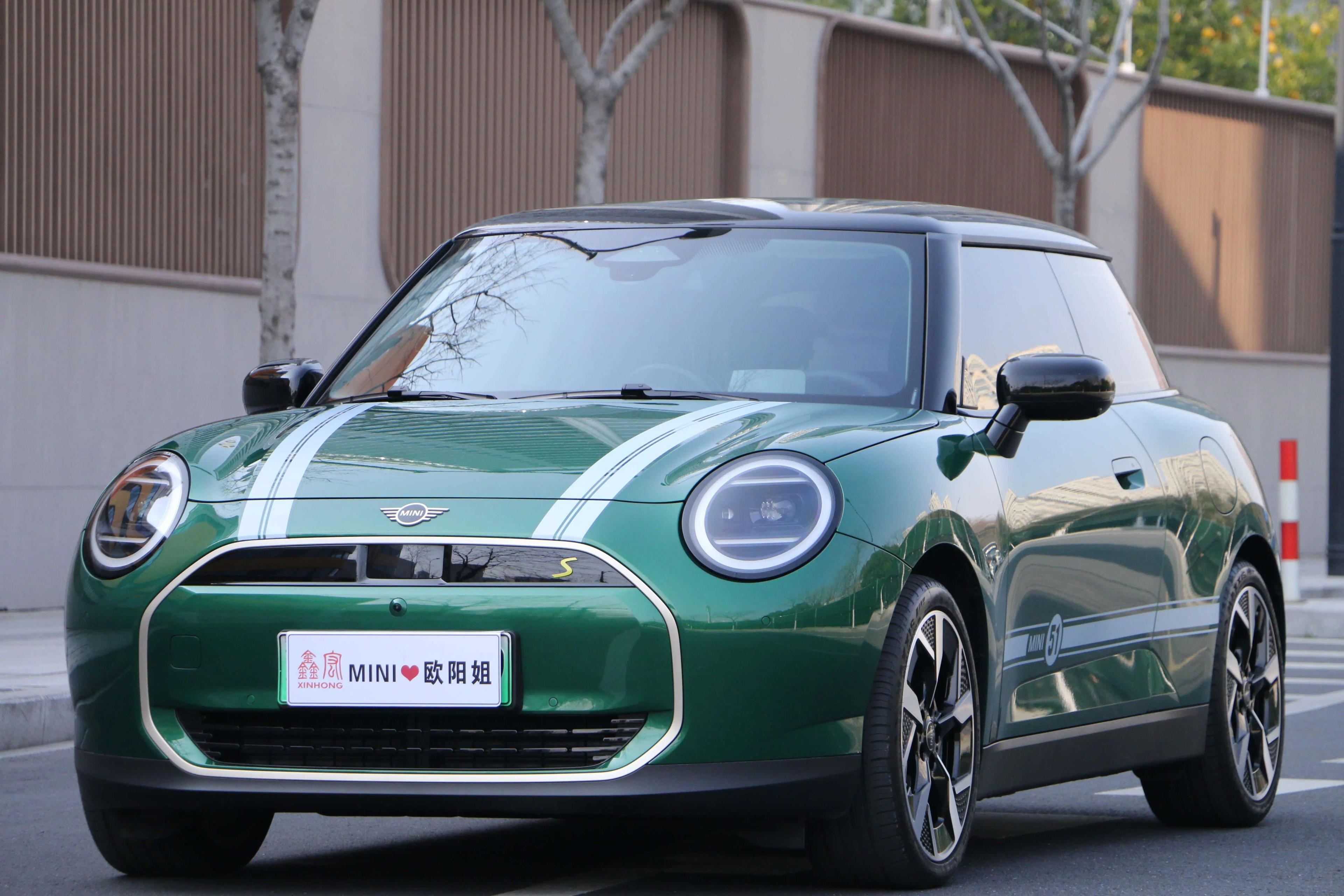 MINI ELECTRIC  COOPER 2025 г. 15015 км.