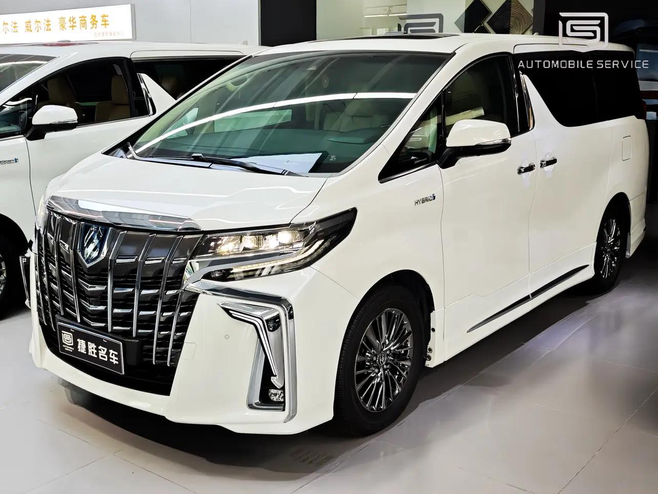 Toyota Alphard 2021 г. 113915 км.