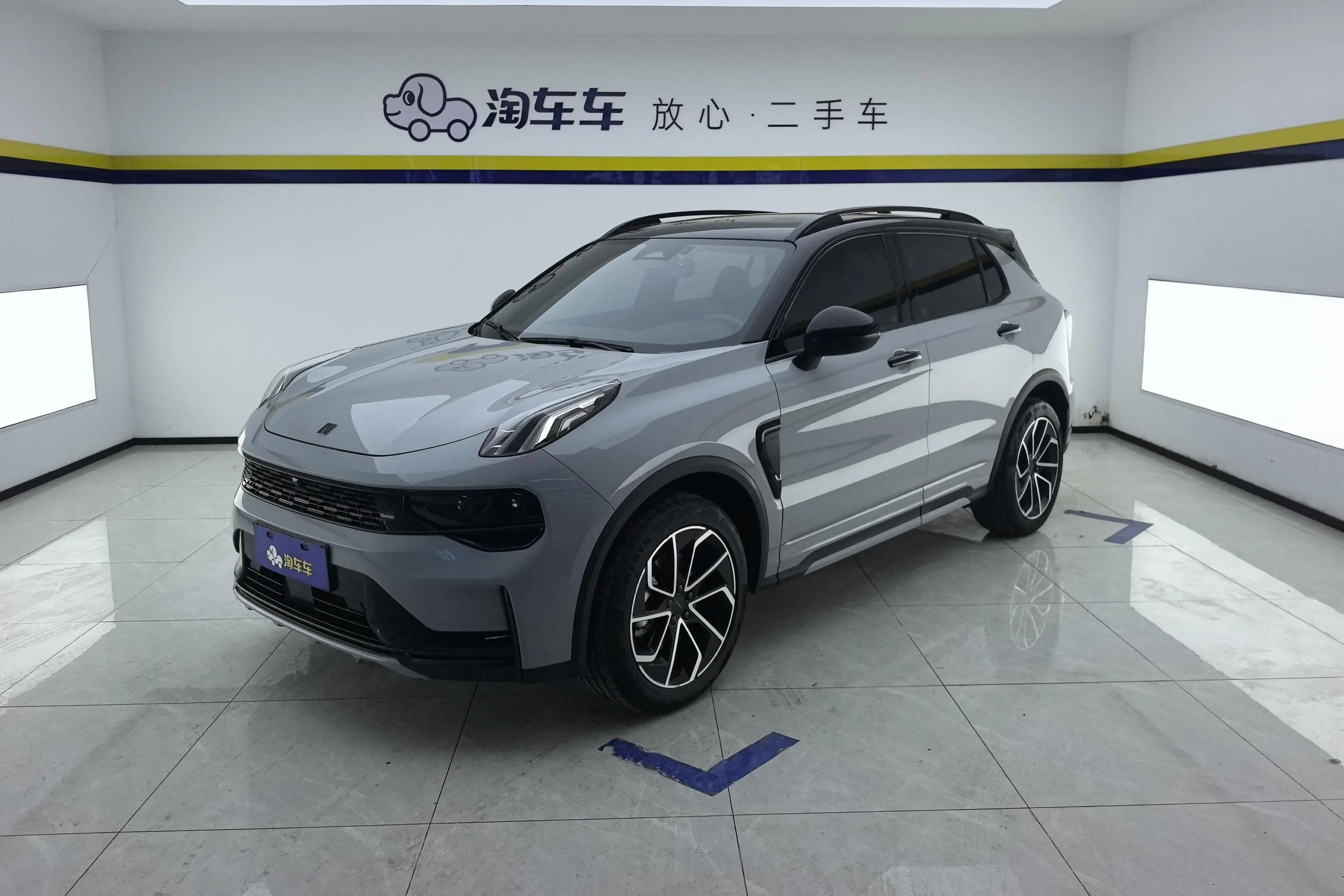 Lynk & Co 01 2023 г. 59472 км.