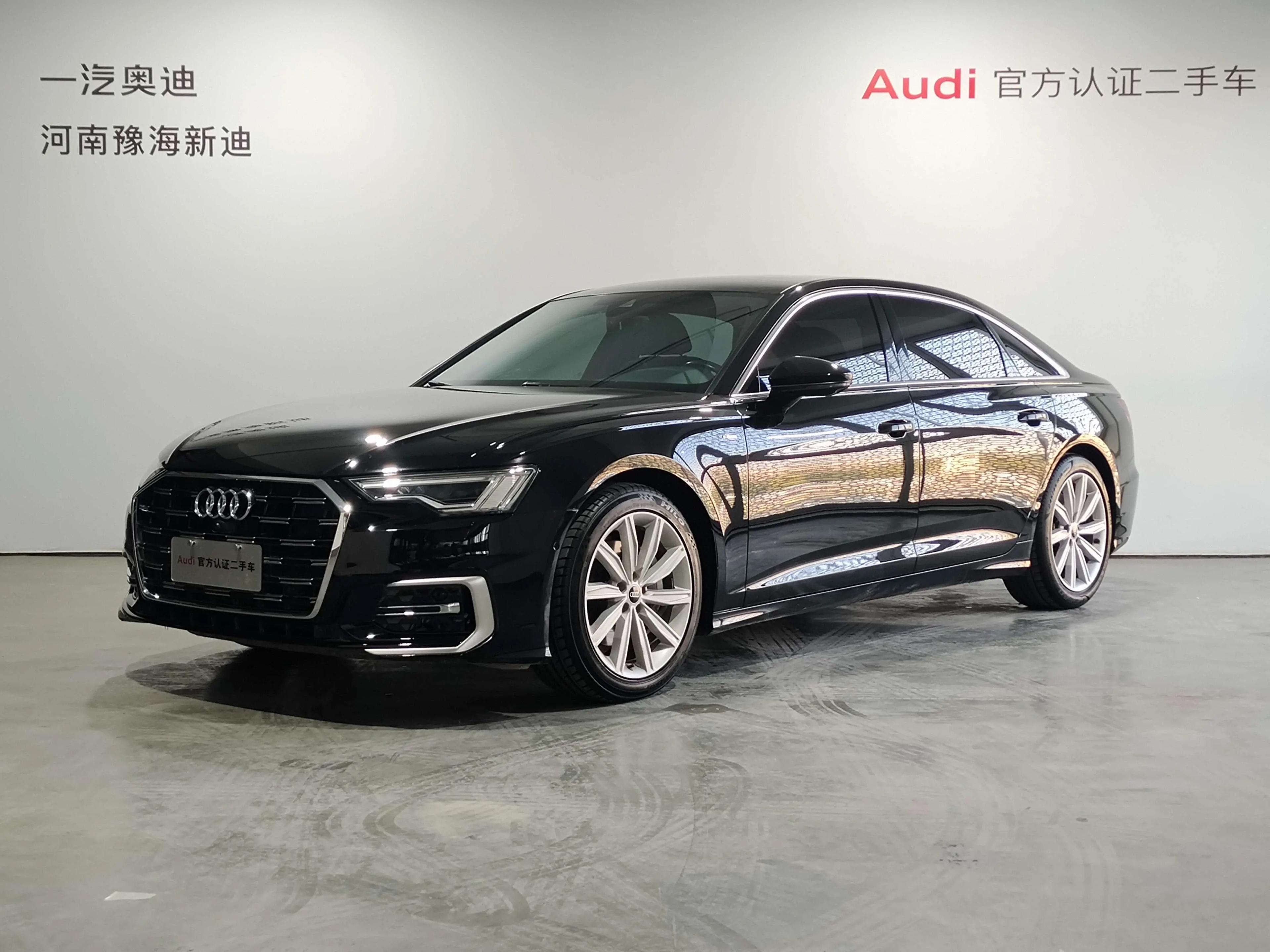 Audi A6L 2024 г. 22140 км.