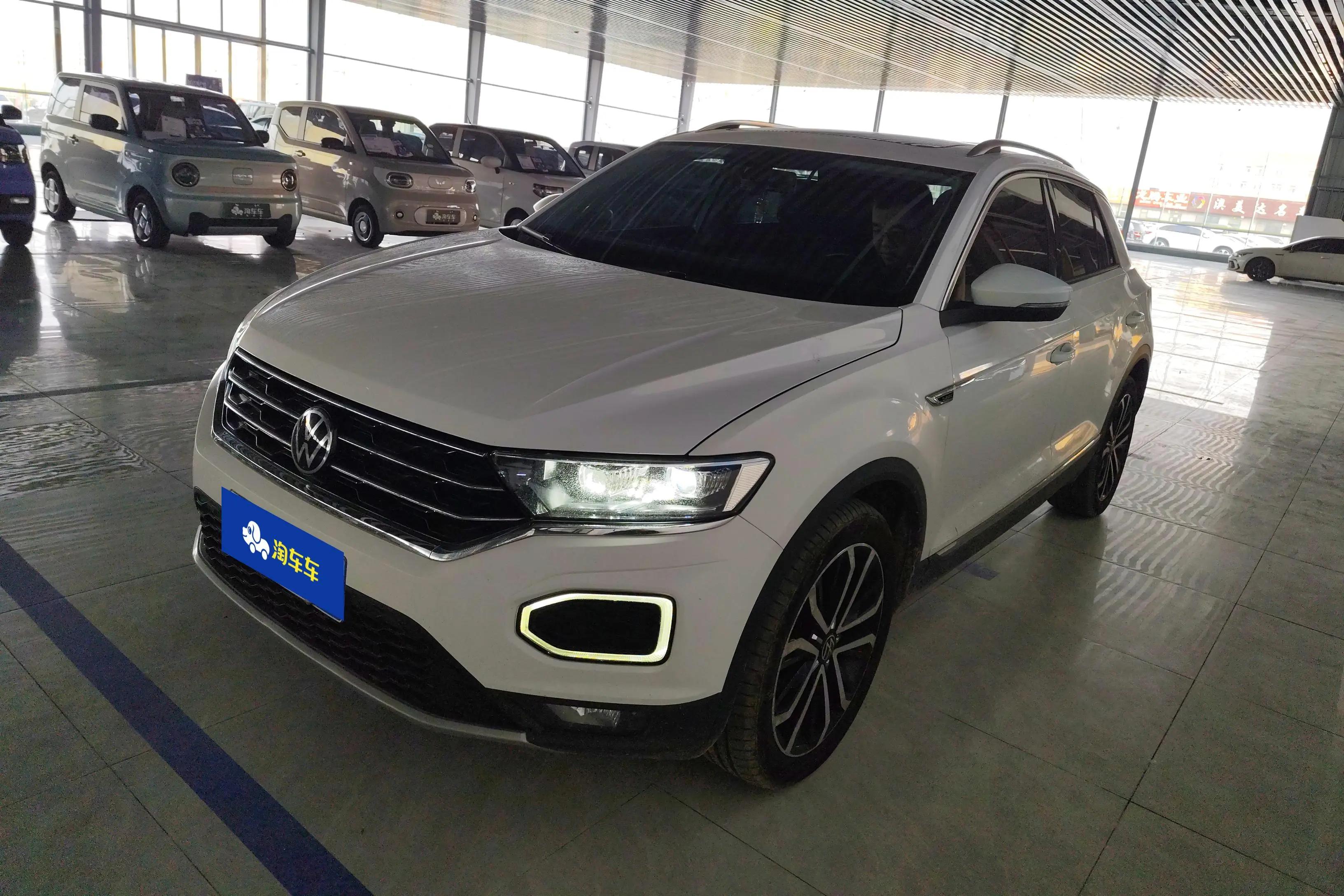 Volkswagen T-Roc 2022 г. 65418 км.