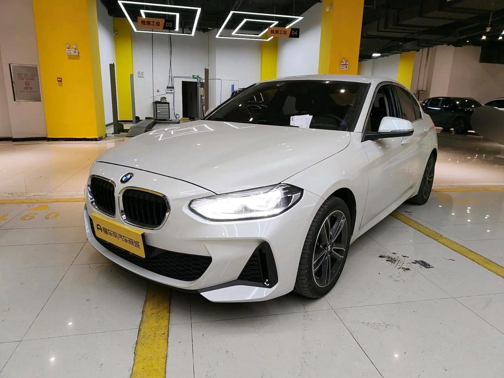 BMW 1 Series 2021 г. 22400 км.
