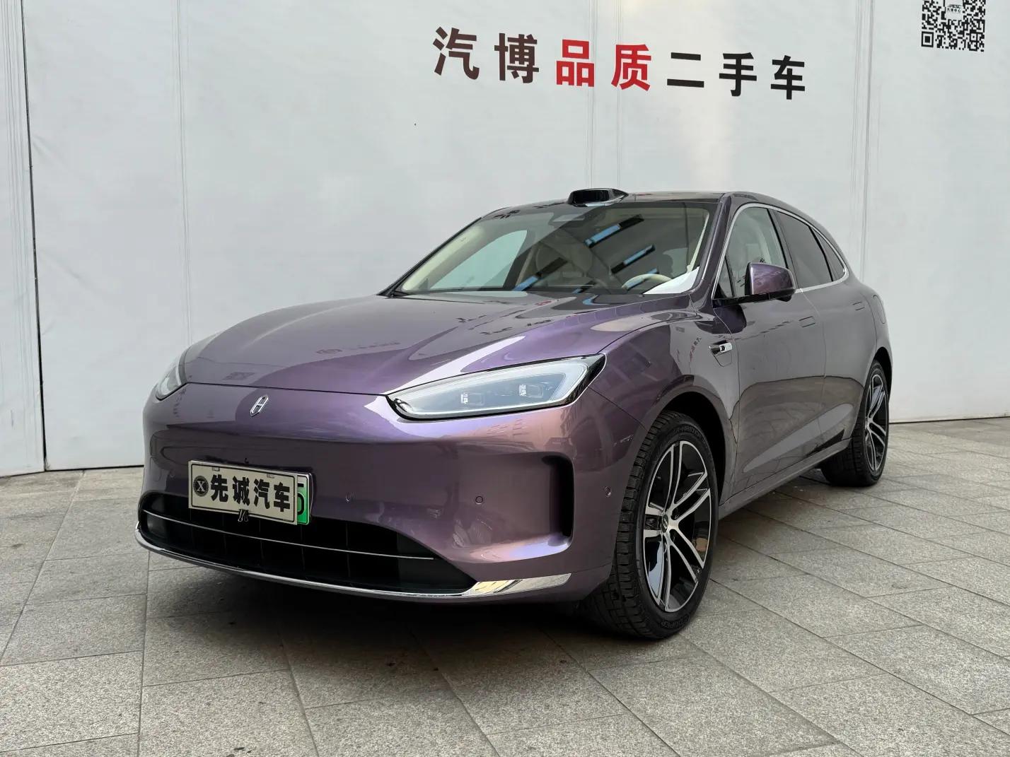 AITO M5 2025 г. 5140 км.