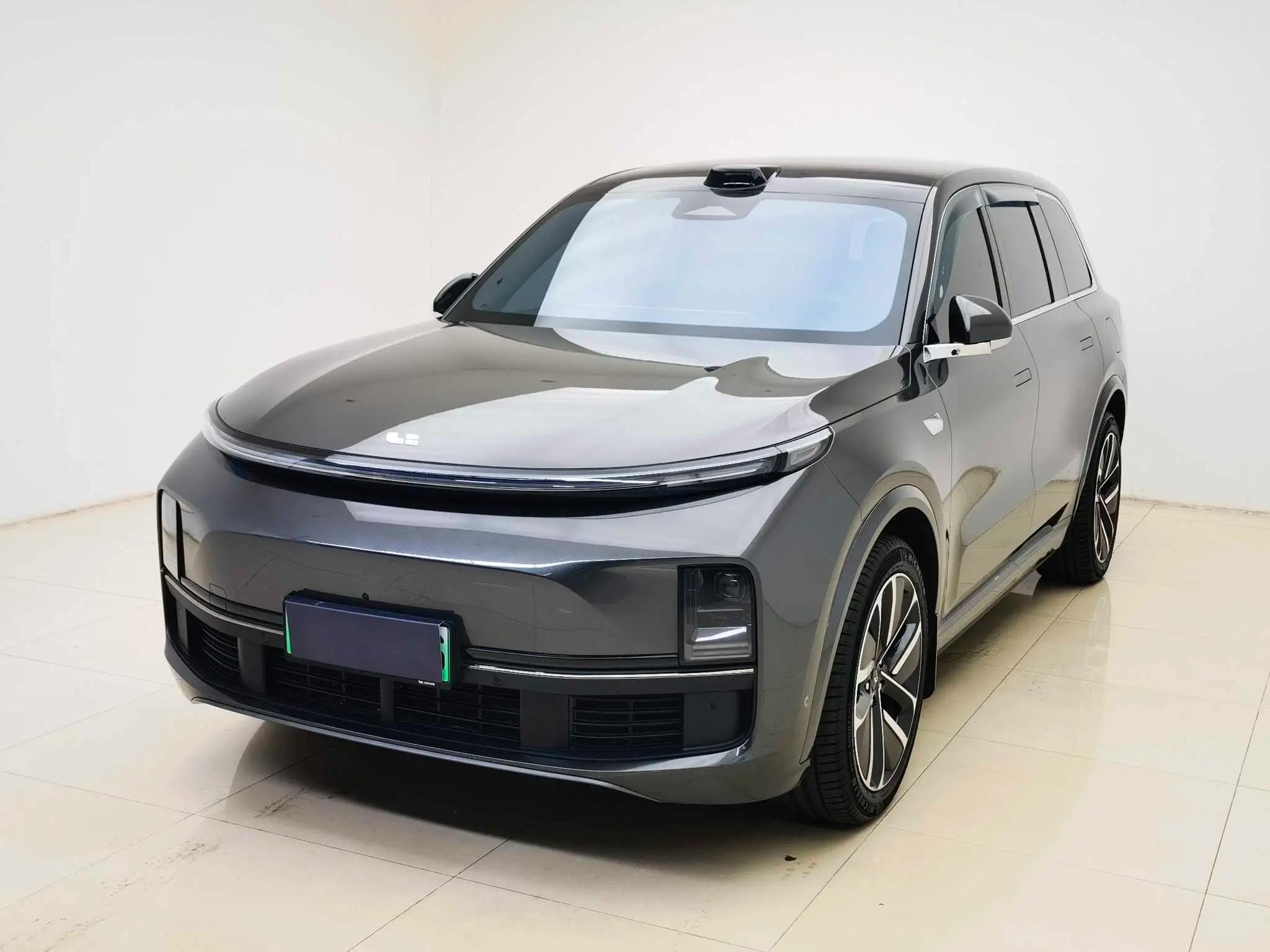 Lixiang L9 2025 г. 48000 км.