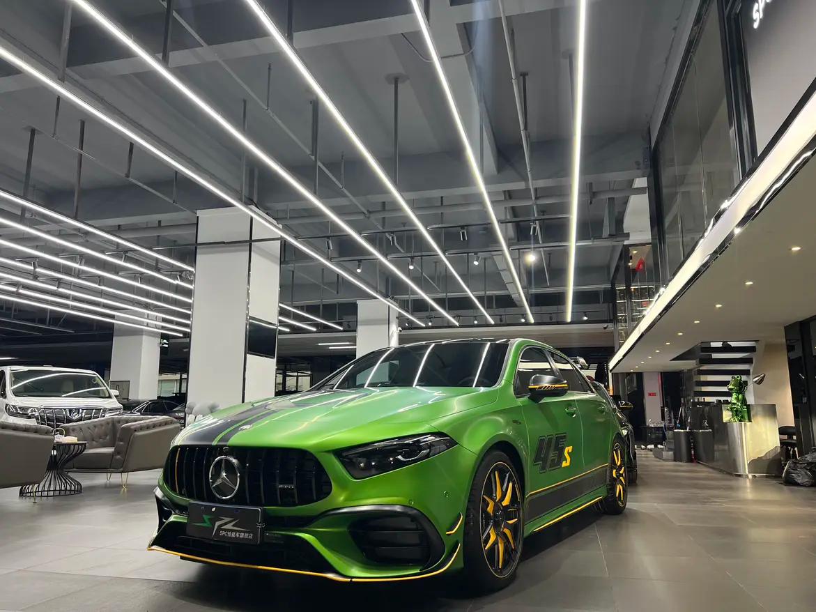 Mercedes-Benz A-Class AMG 2025 г. 506 км.