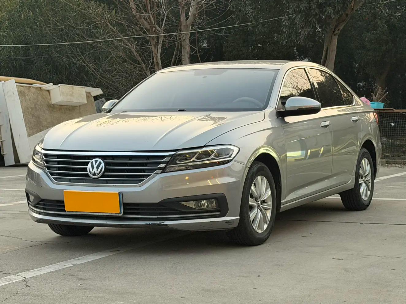 Volkswagen Lavida 2021 г. 56140 км.