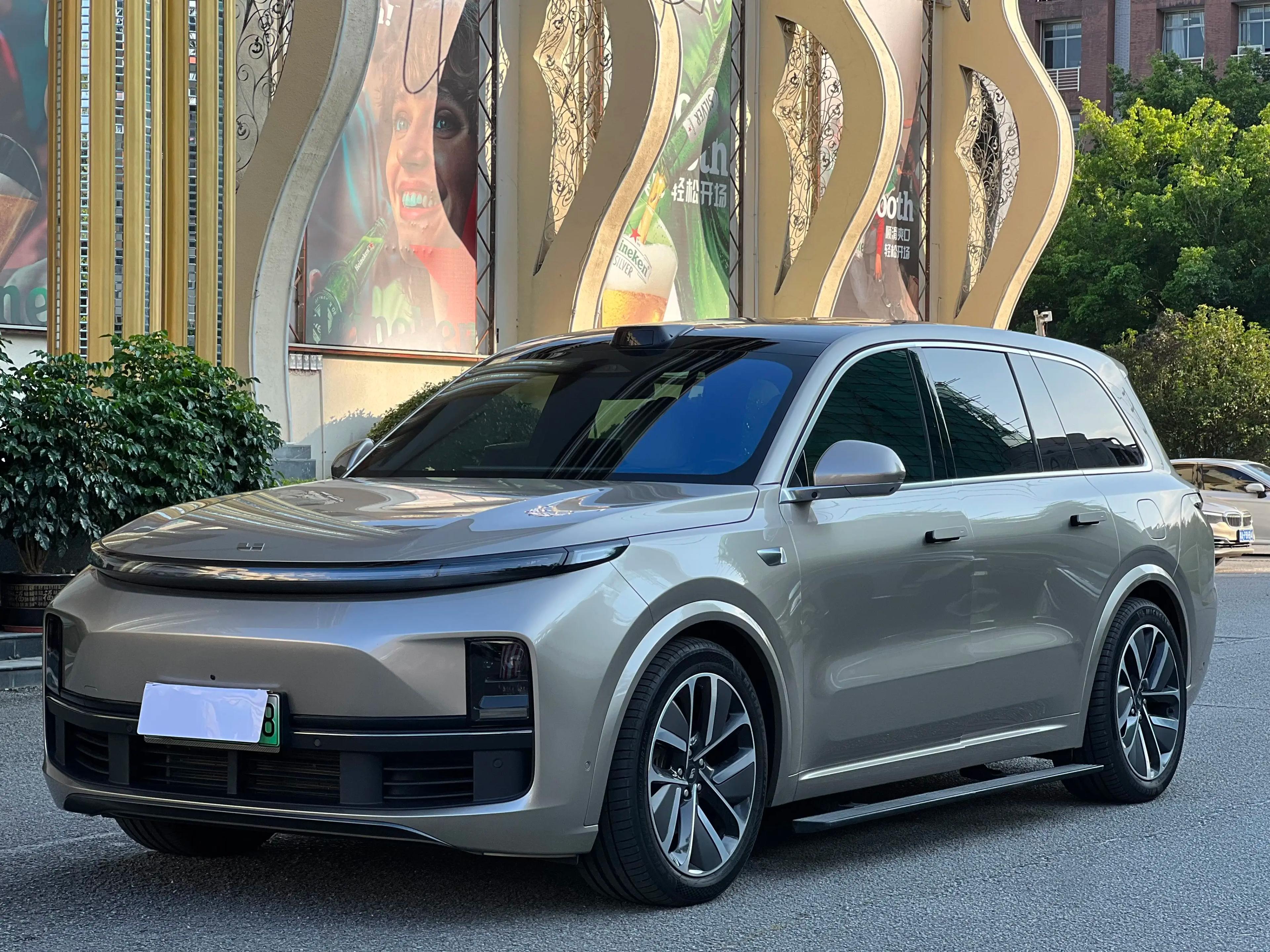 Lixiang L9 2024 г. 32003 км.