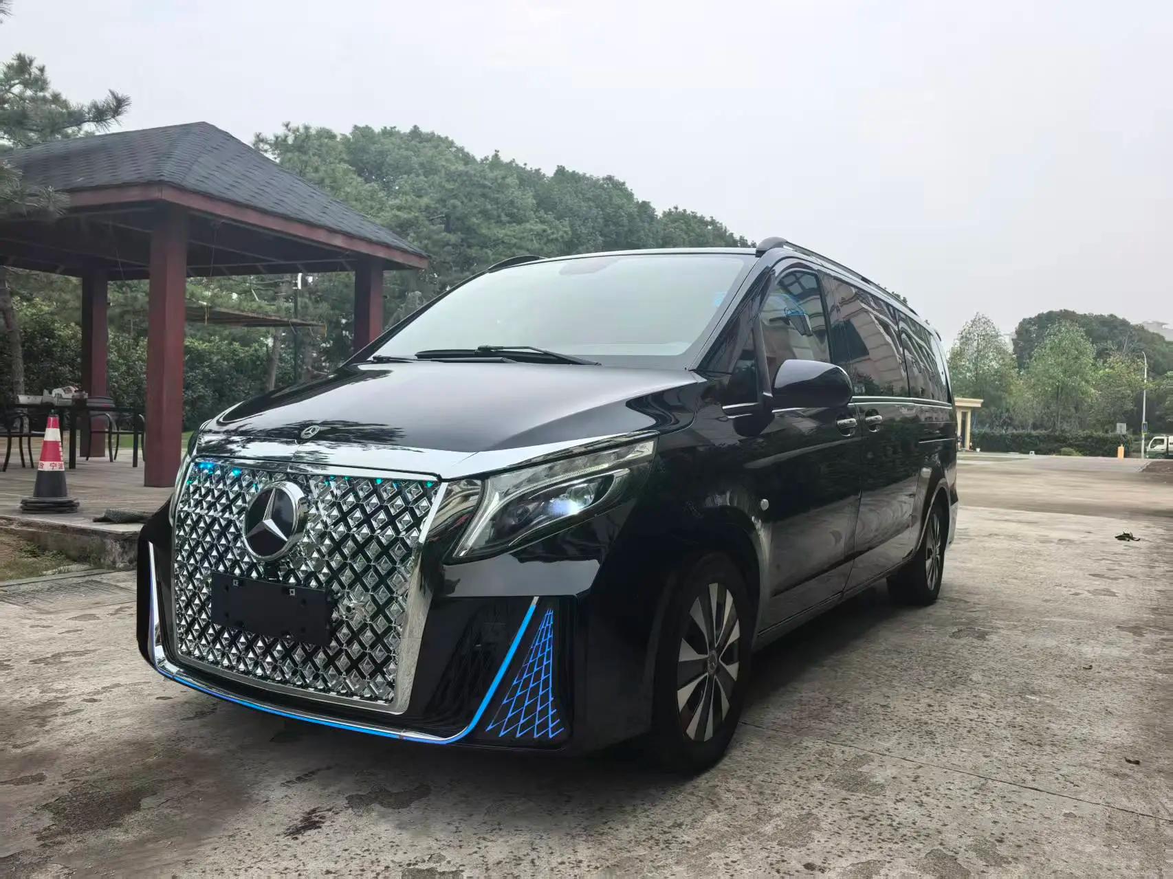 Mercedes-Benz Vito 2022 г. 81112 км.