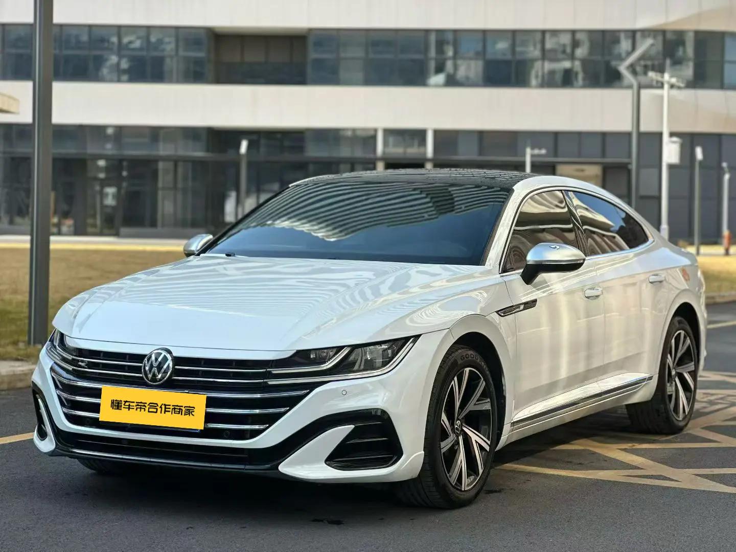 Volkswagen Arteon 2021 г. 62494 км.