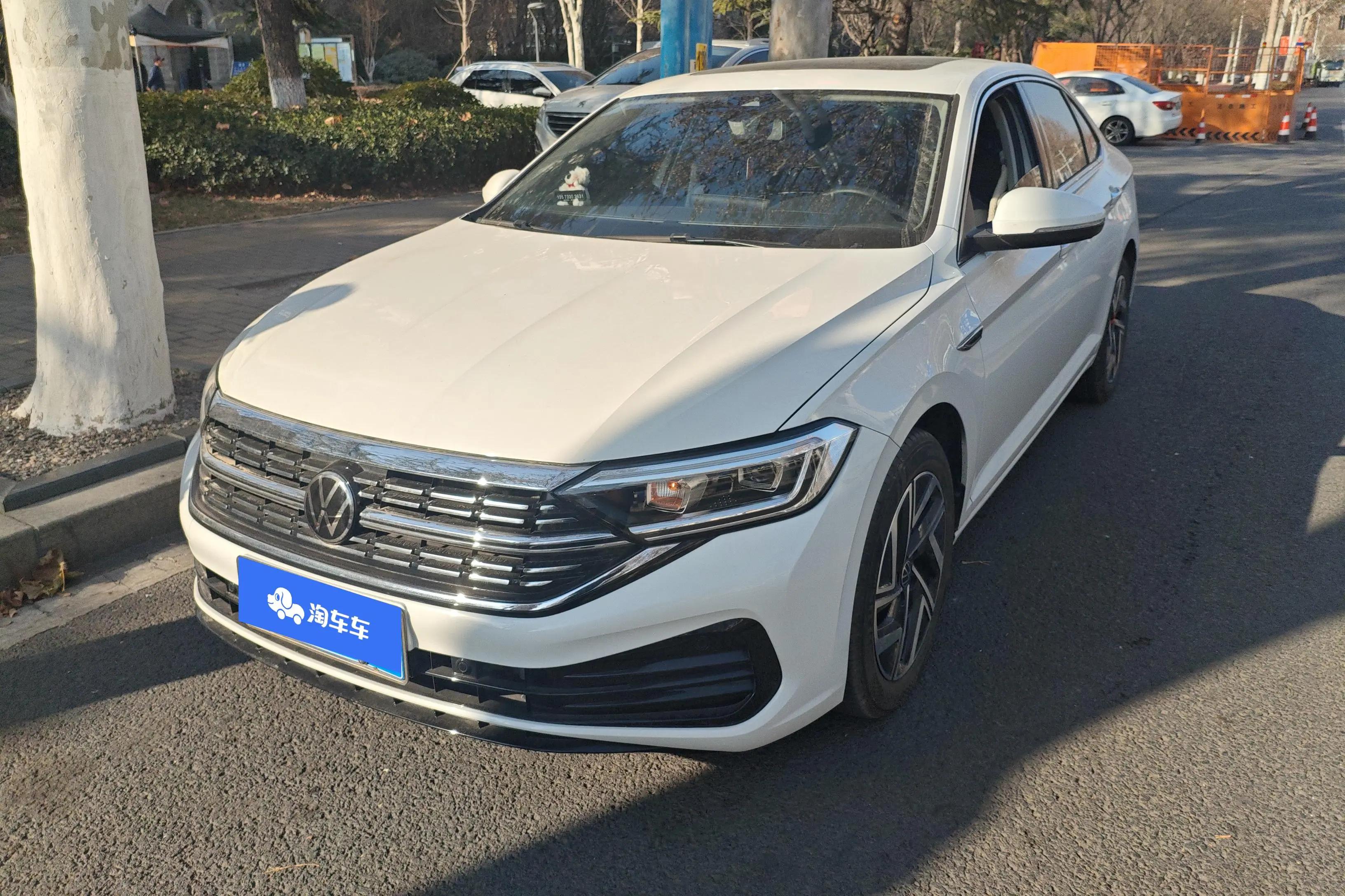 Volkswagen Sagitar 2024 г. 10540 км.