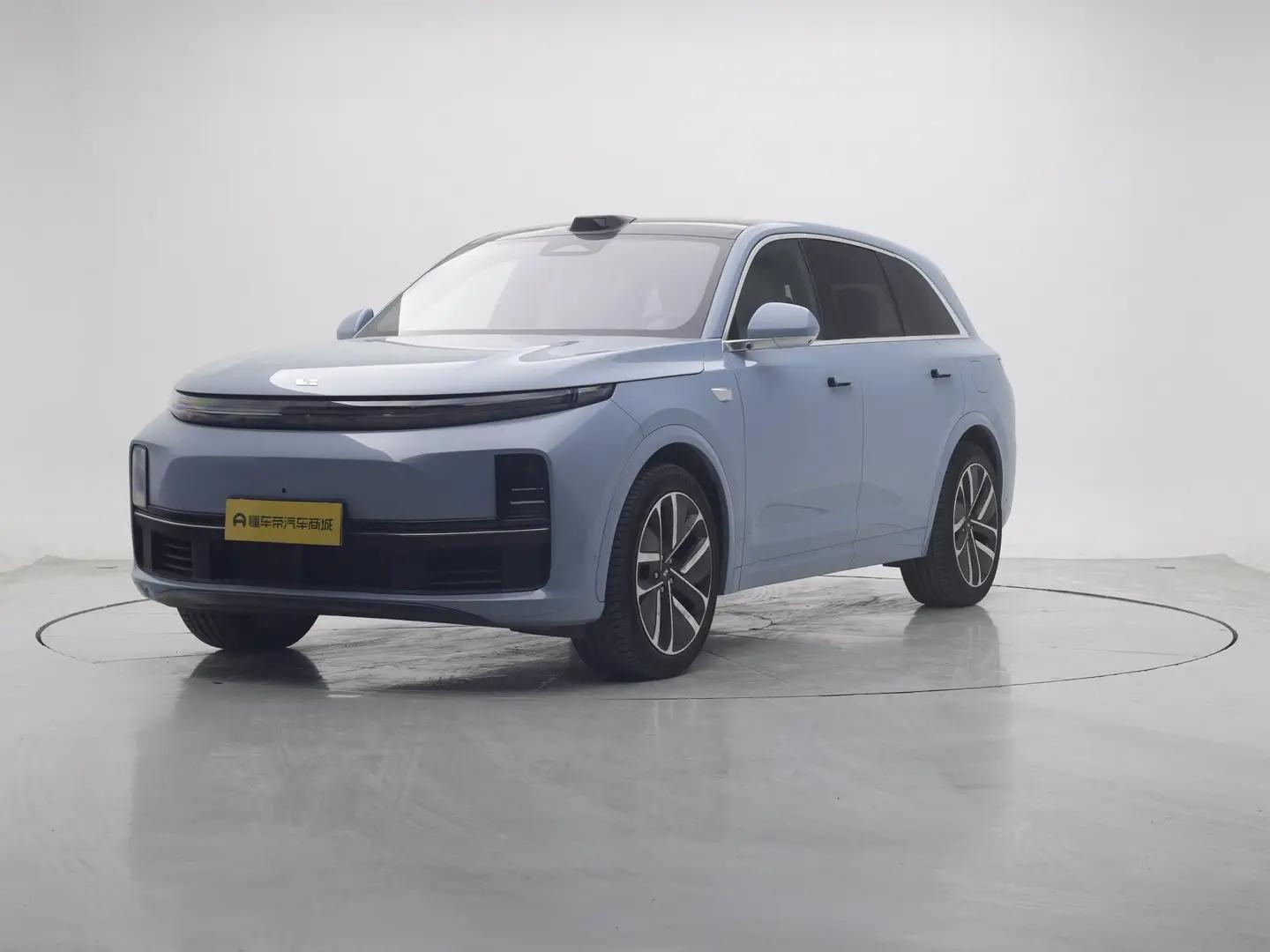 Lixiang L7 2024 г. 23308 км.