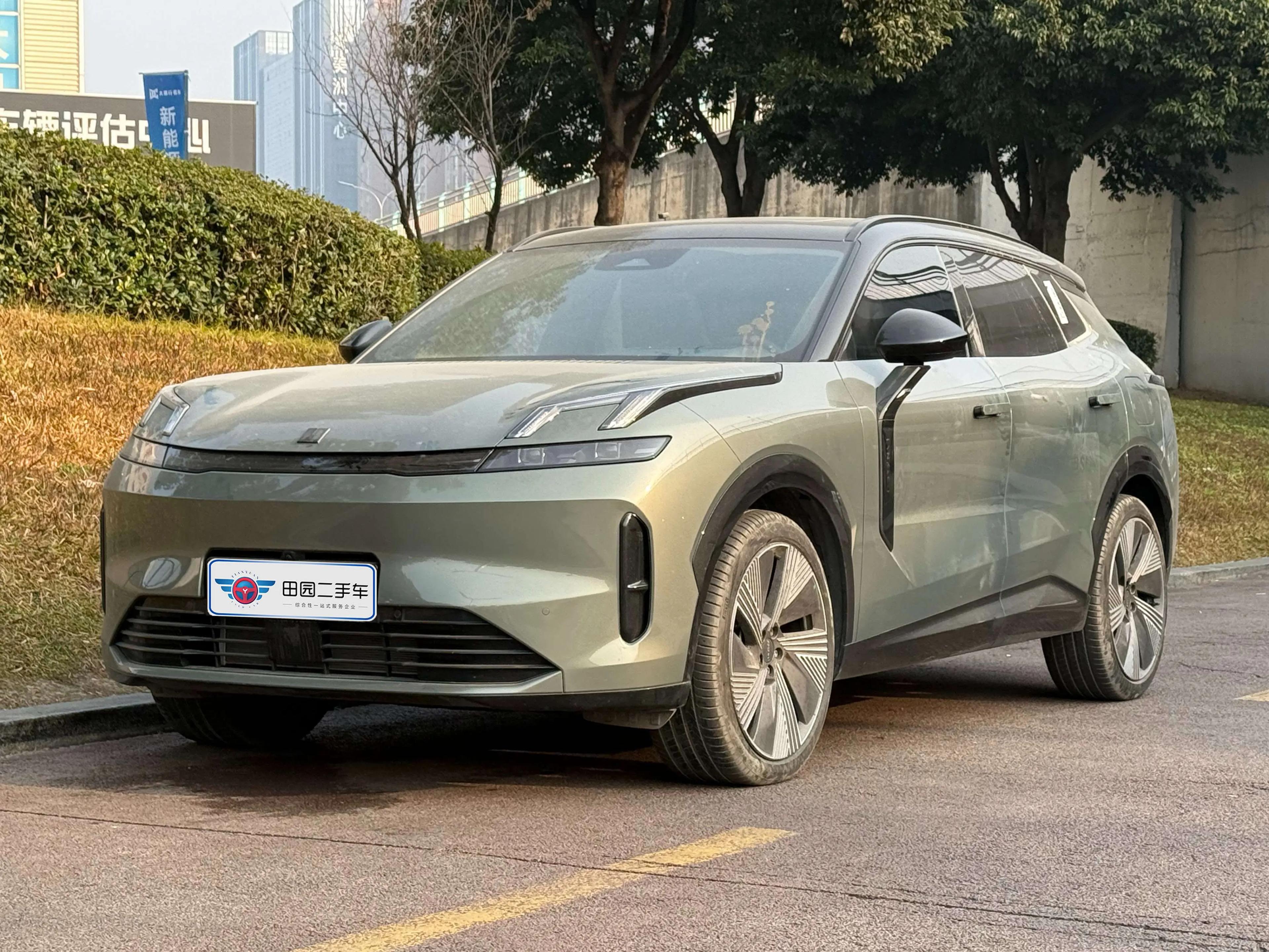 Lynk & Co 08 EM-P 2023 г. 10080 км.