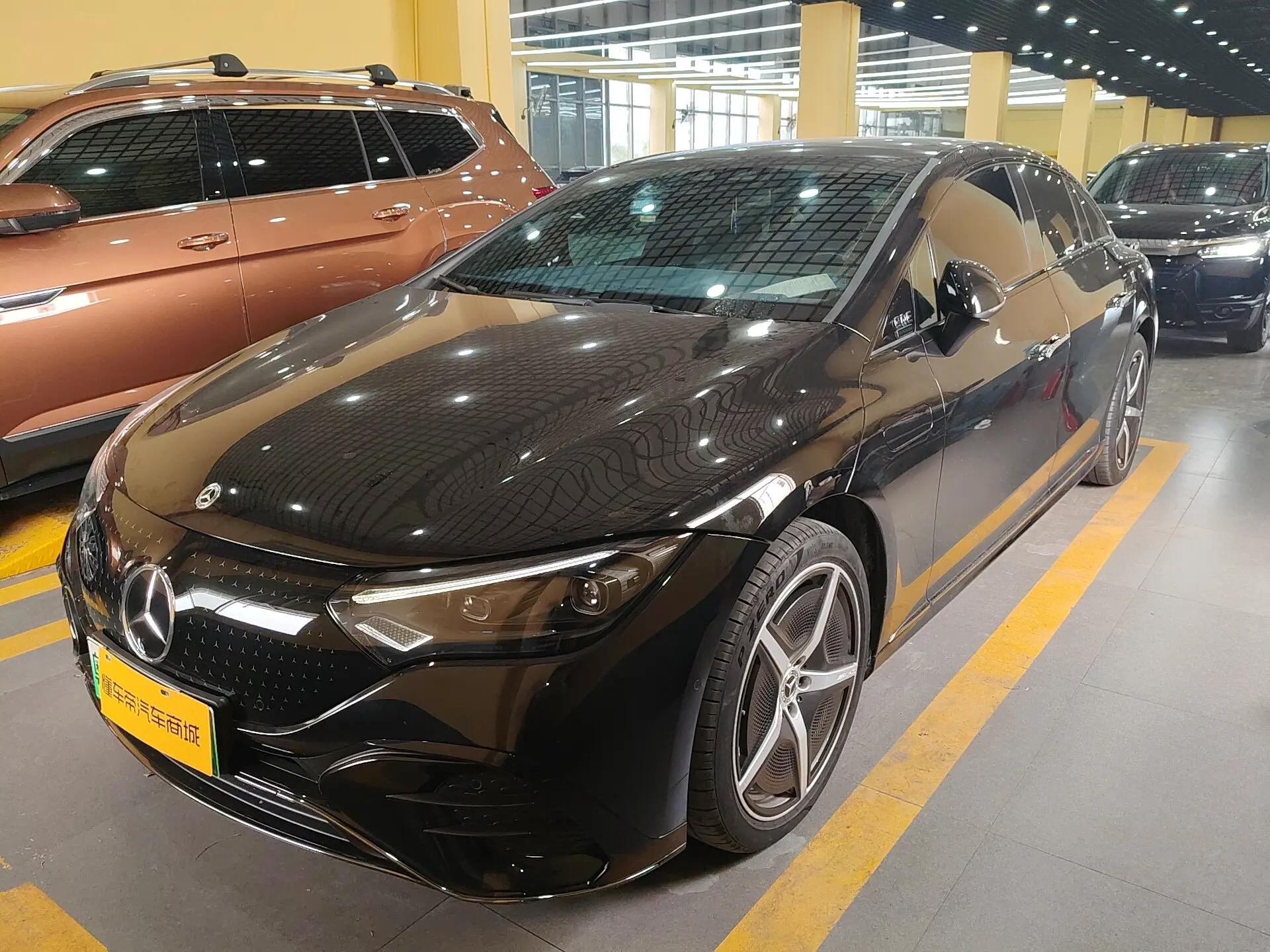 Mercedes-Benz EQE 2023 г. 38213 км.