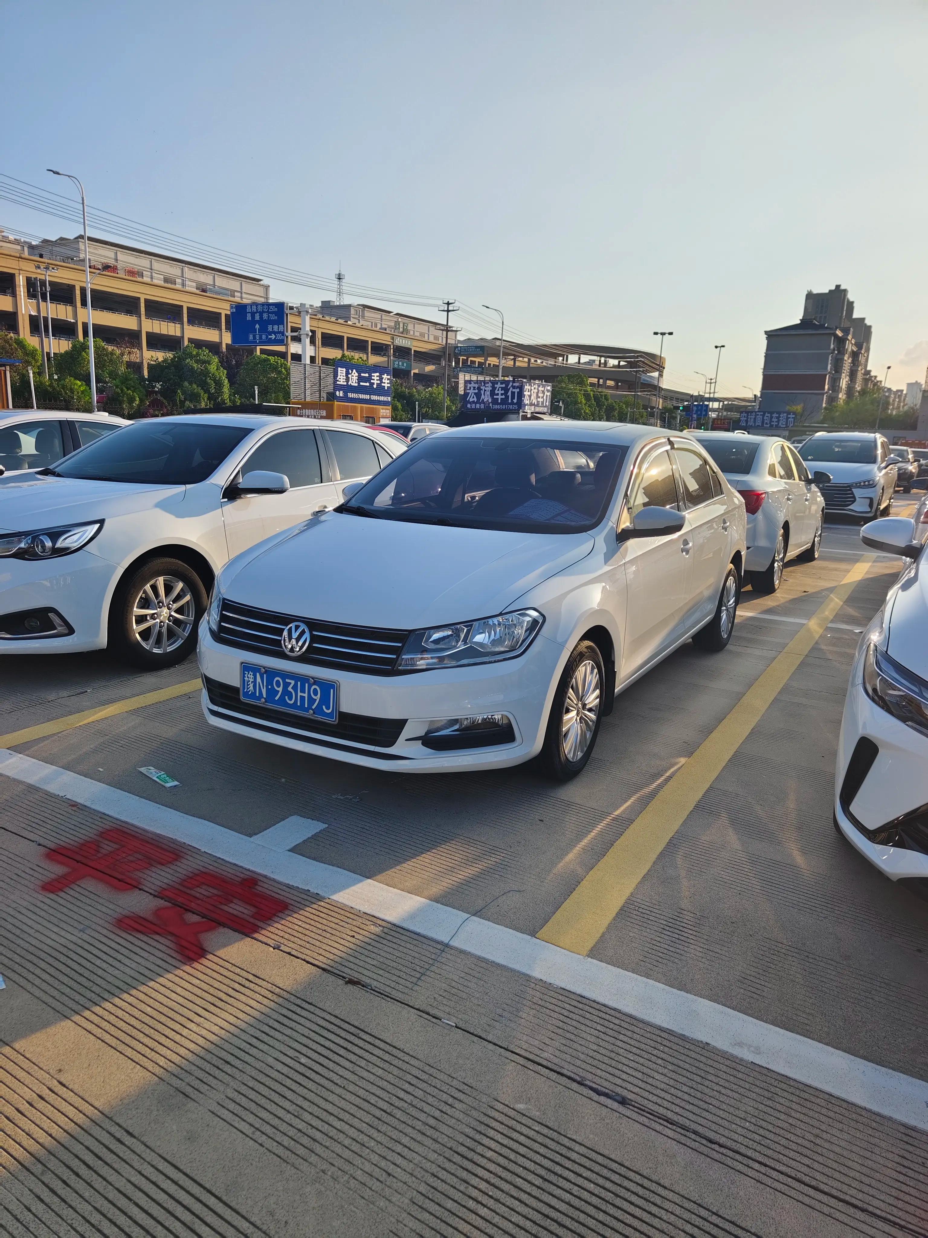 Volkswagen Santana 2021 г. 30089 км.