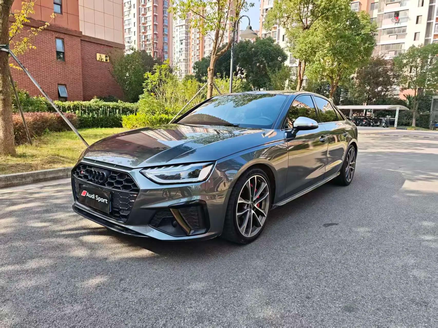 Audi S4 2021 г. 43076 км.