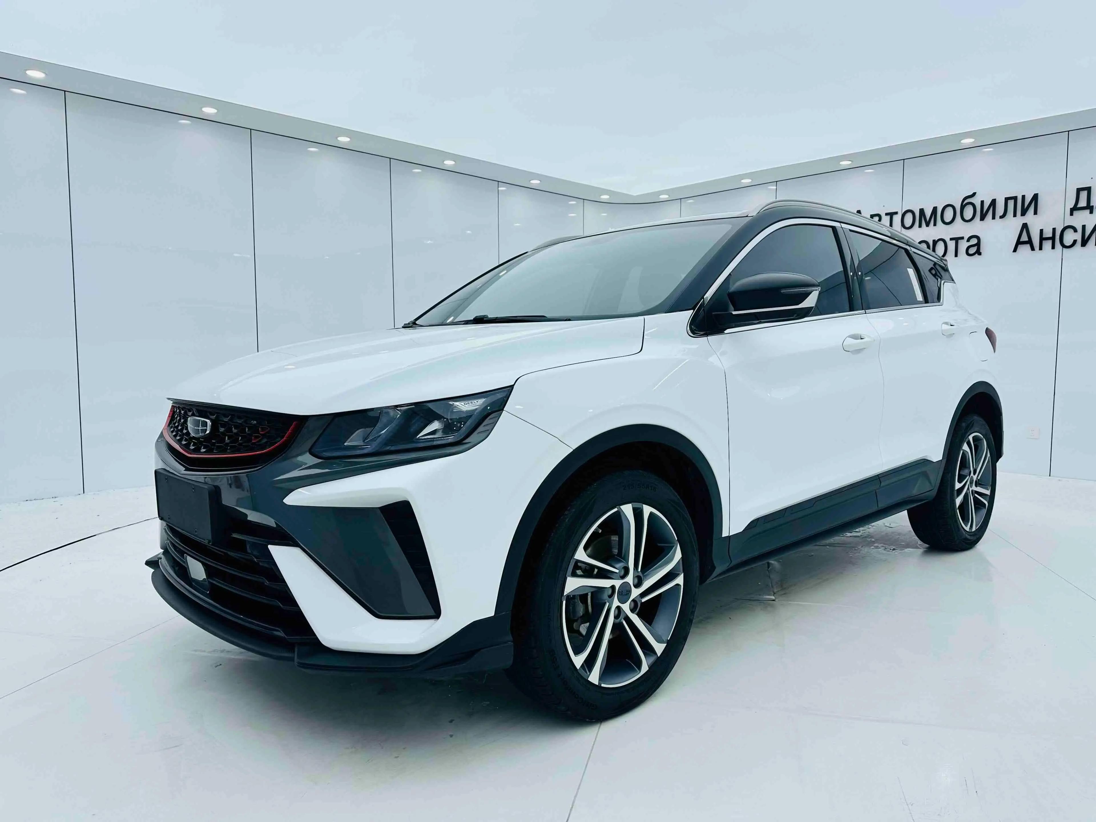 Geely Coolray SX11 2022 г. 33021 км.