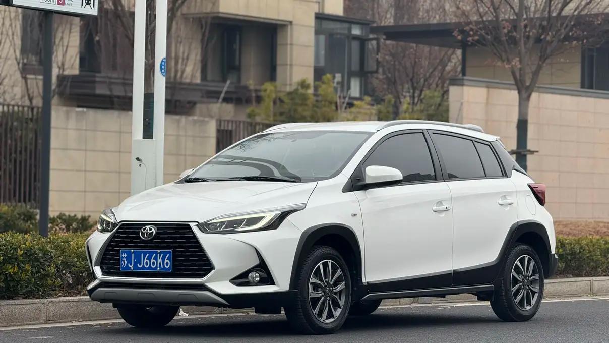 Toyota Yaris L 2023 г. 11015 км.