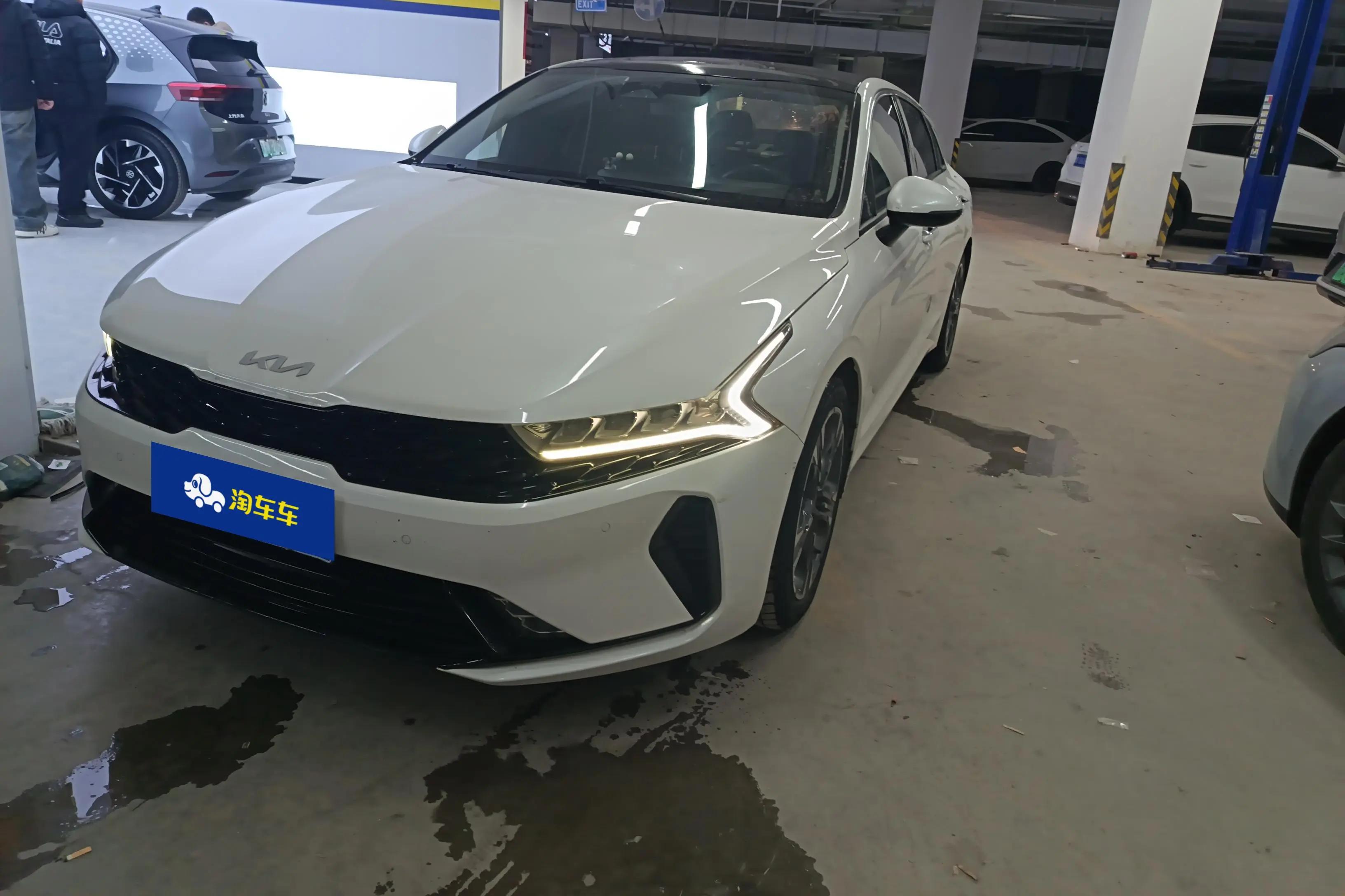 Kia K5 2021 г. 51611 км.