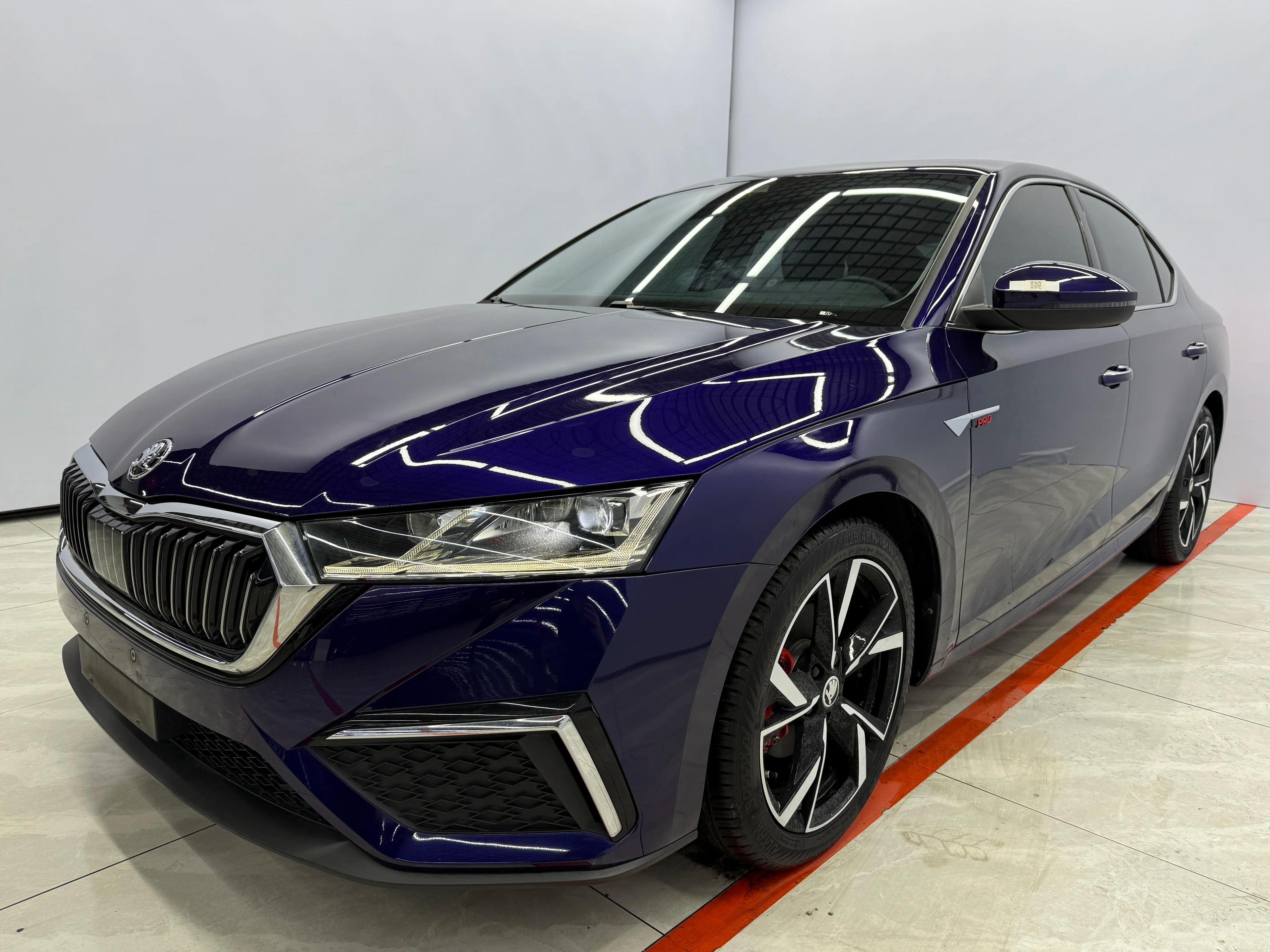 Skoda Octavia 2021 г. 28076 км.