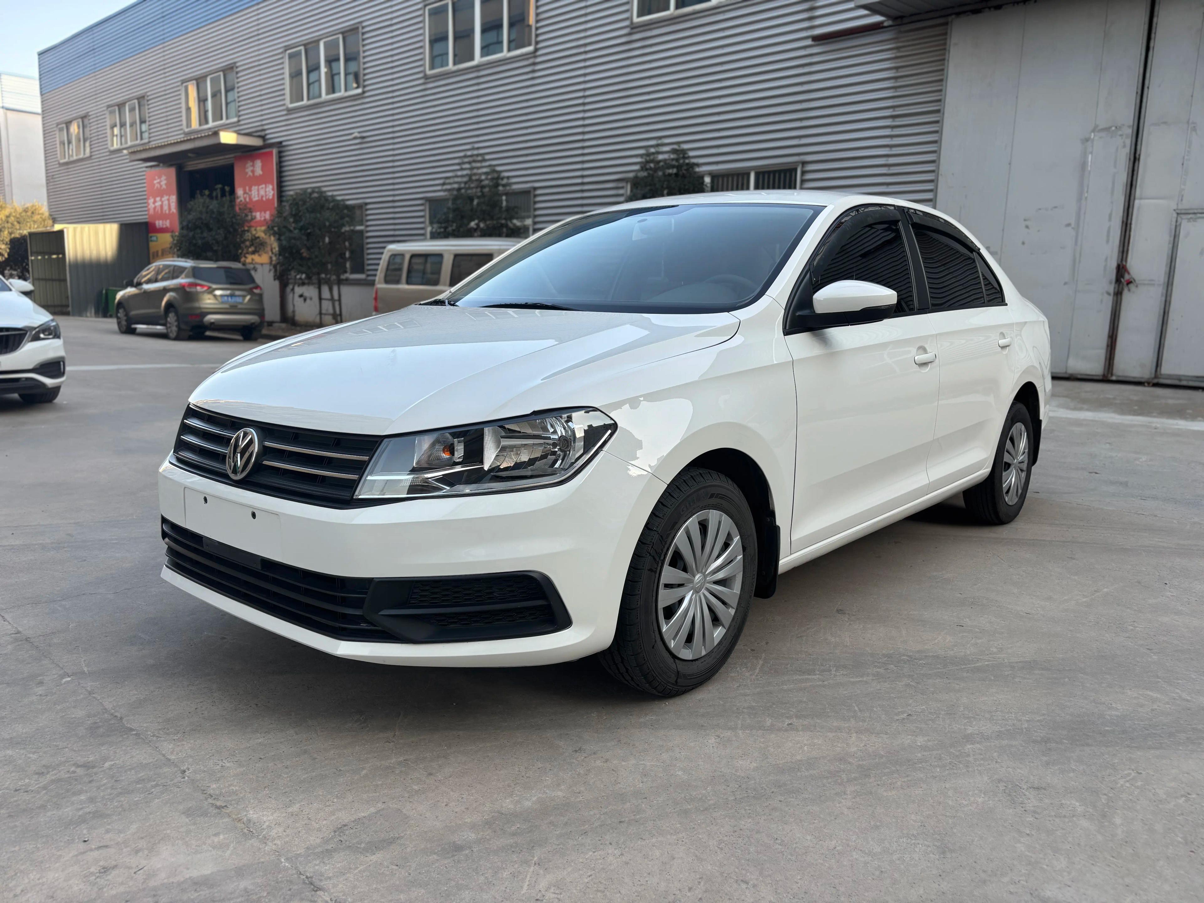 Volkswagen Santana 2022 г. 44096 км.