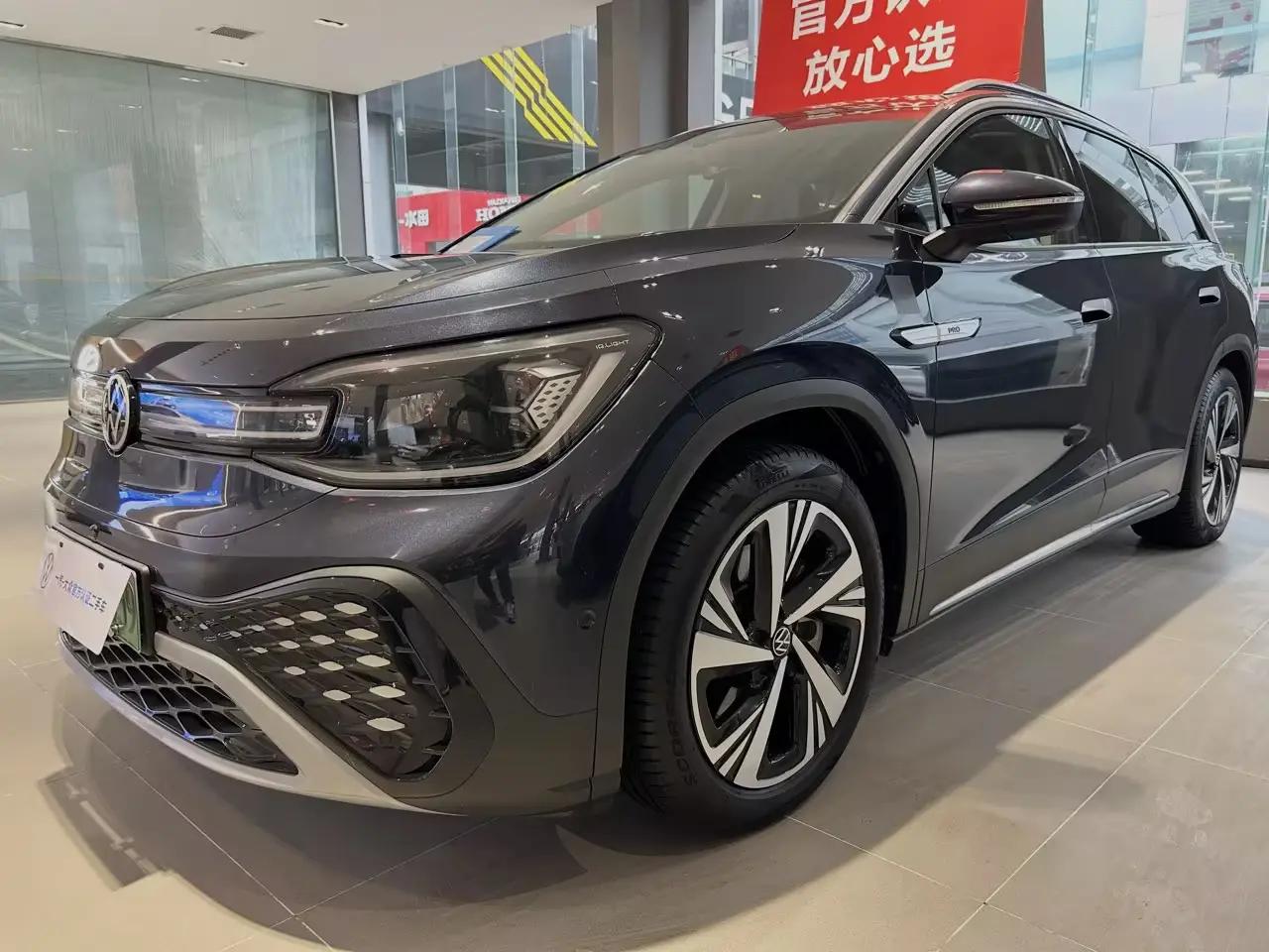 Volkswagen ID.6 CROZZ 2023 г. 37110 км.