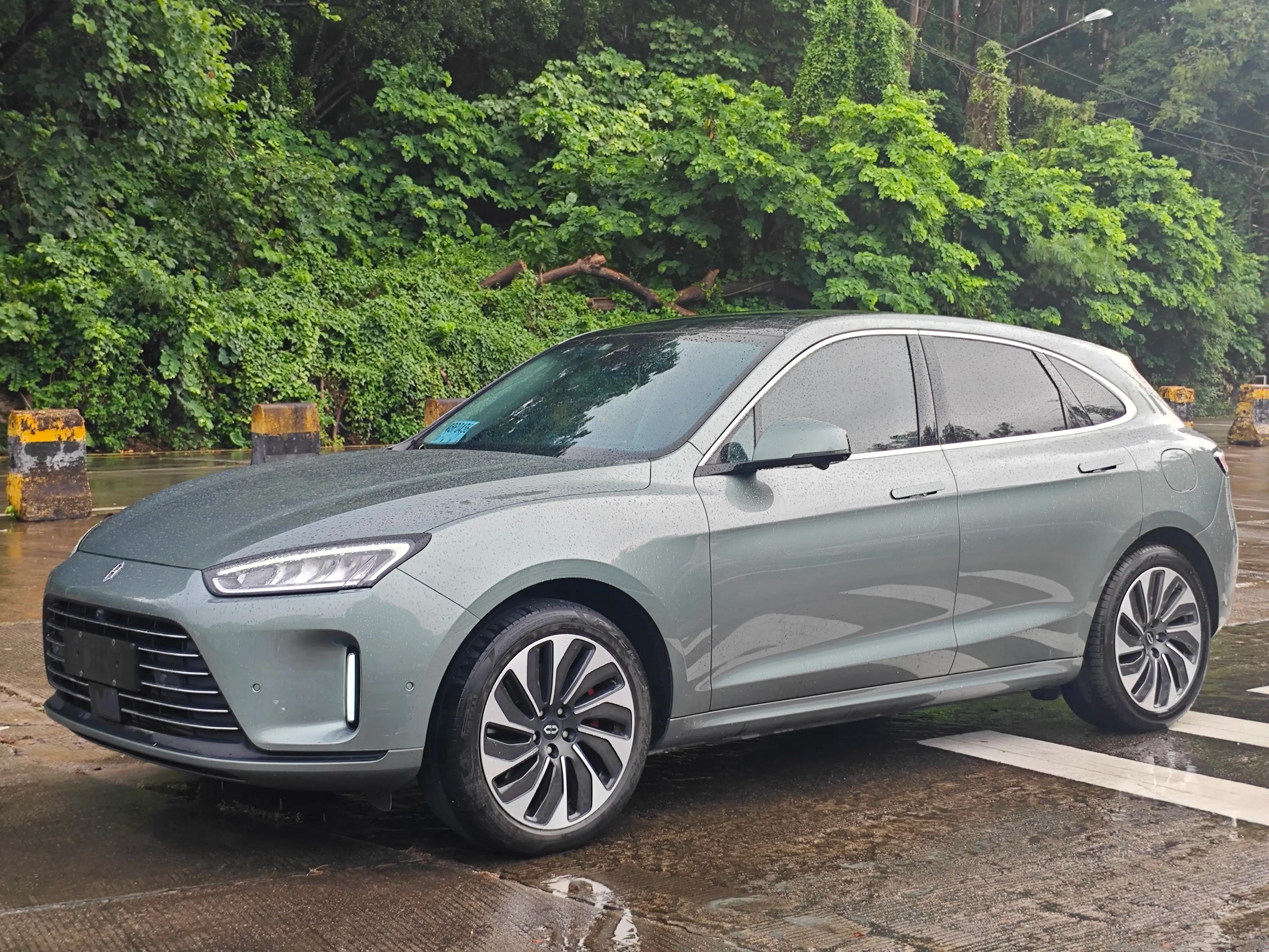 AITO M5 2022 г. 103141 км.