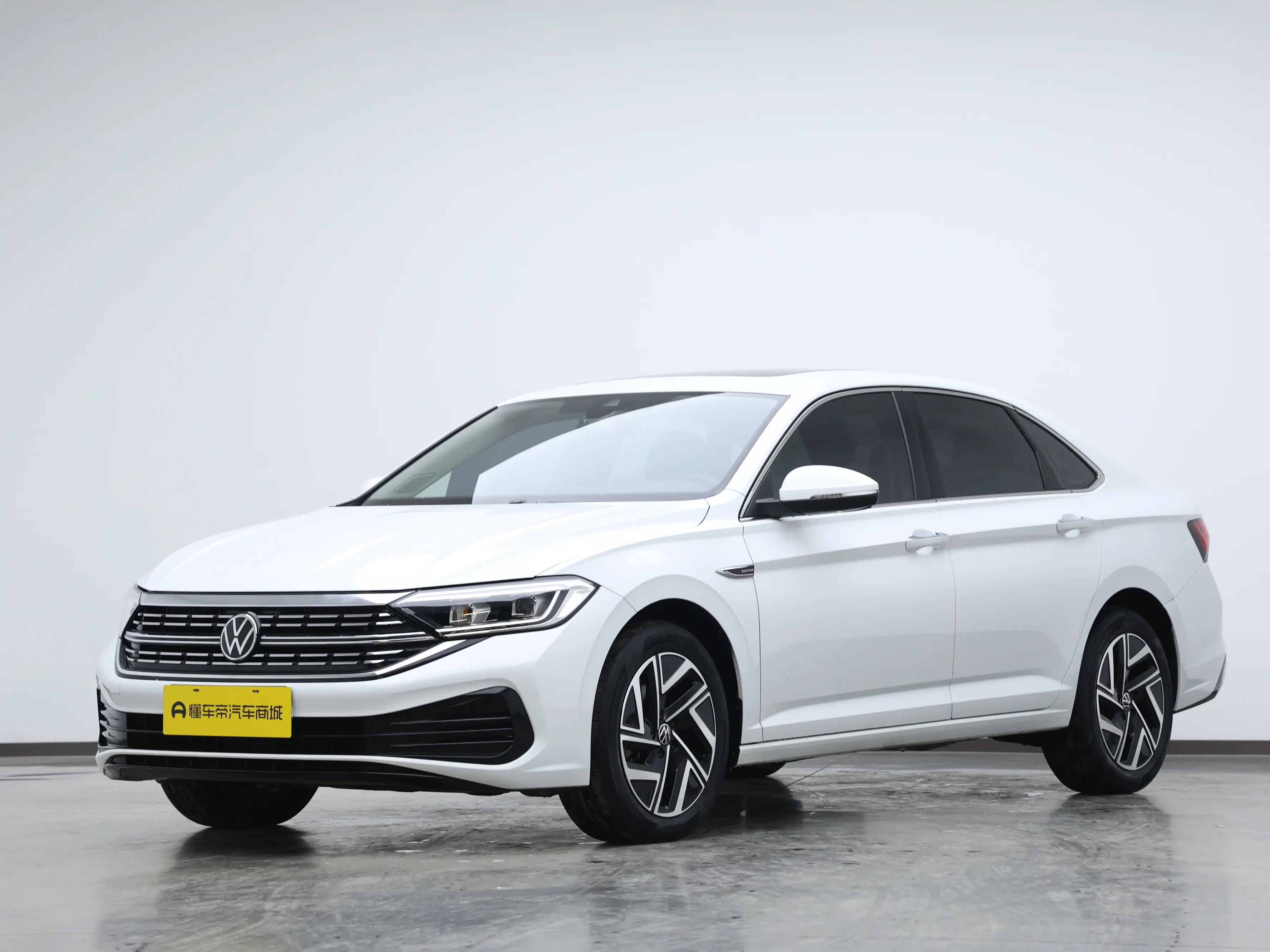 Volkswagen Sagitar 2022 г. 26700 км.