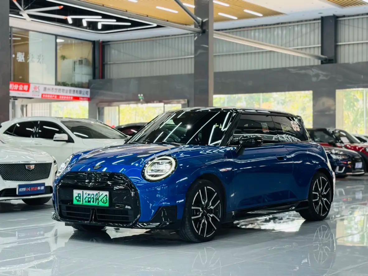 MINI ELECTRIC  COOPER 2024 г. 13009 км.