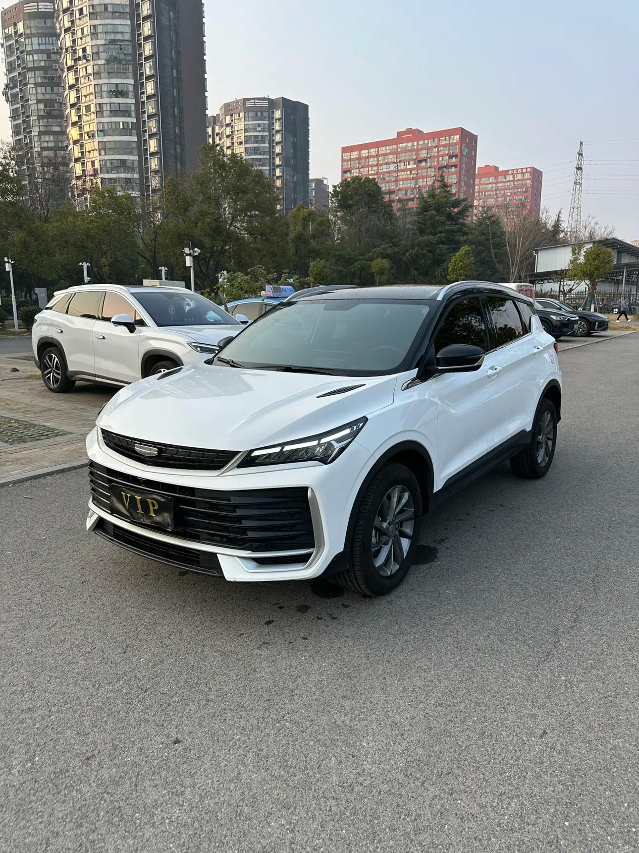 Geely Coolray SX11 2025 г. 7733 км.