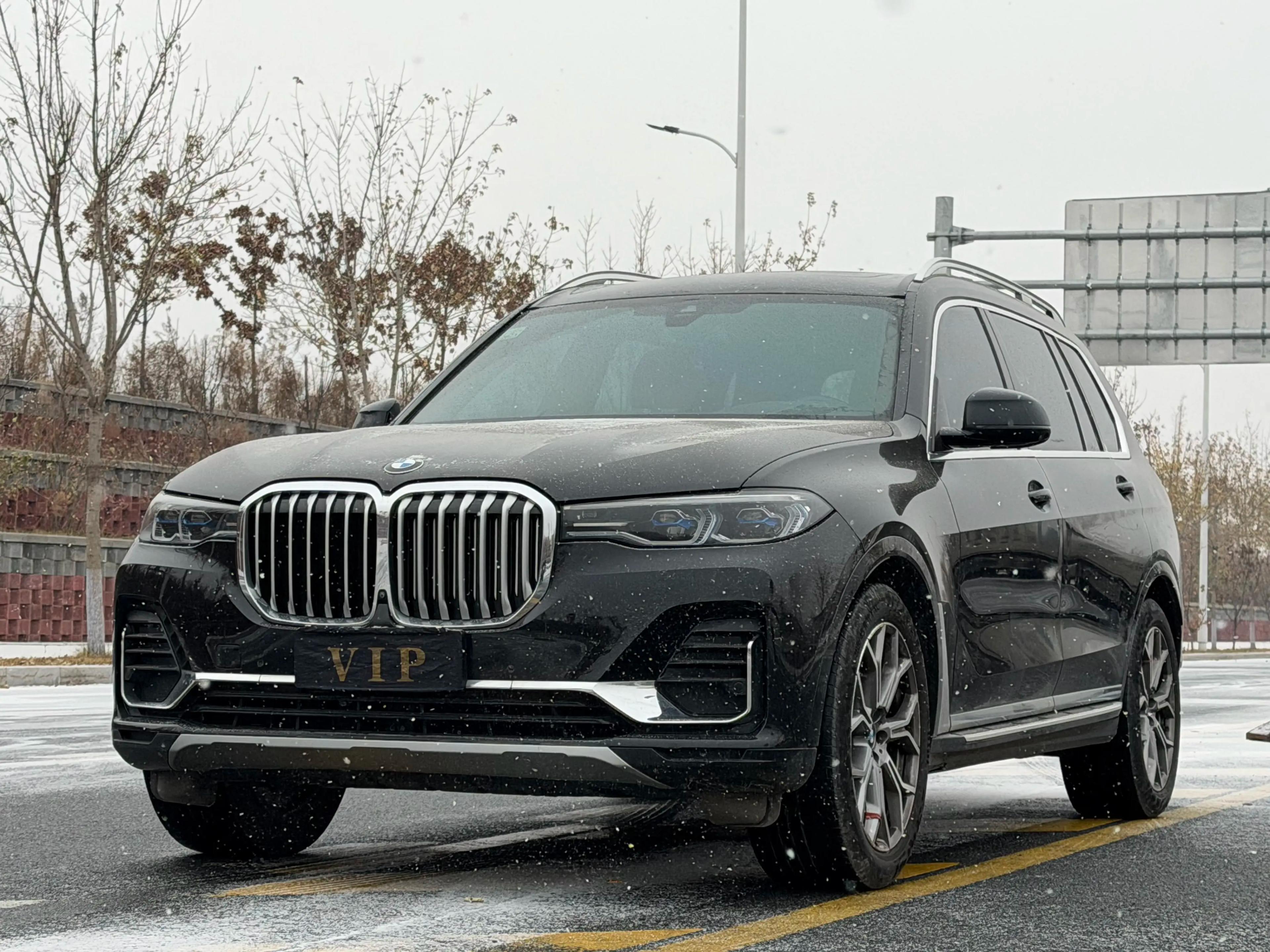 BMW X7 2021 г. 67073 км.