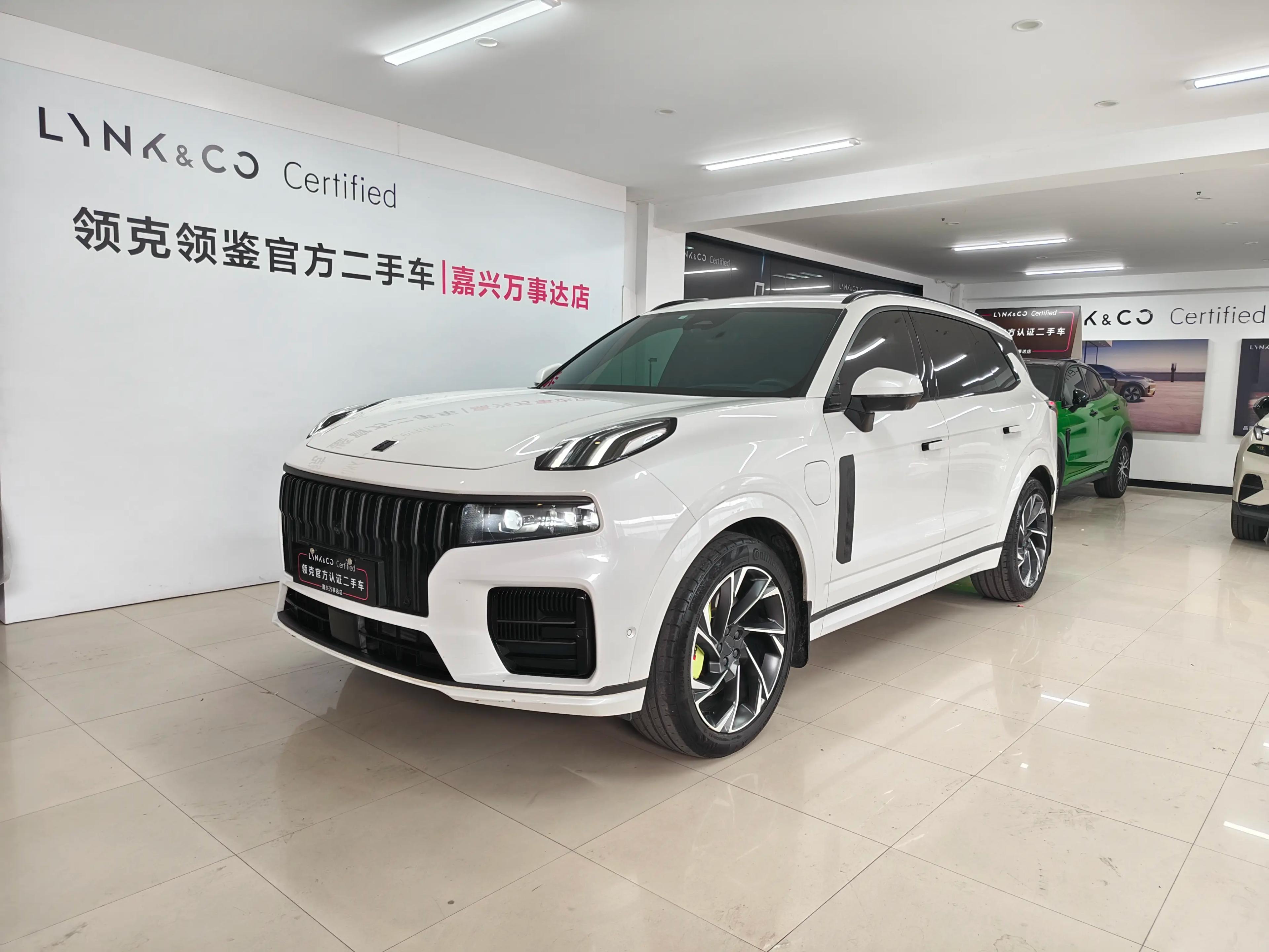 Lynk & Co 09 EM-P 2022 г. 45102 км.