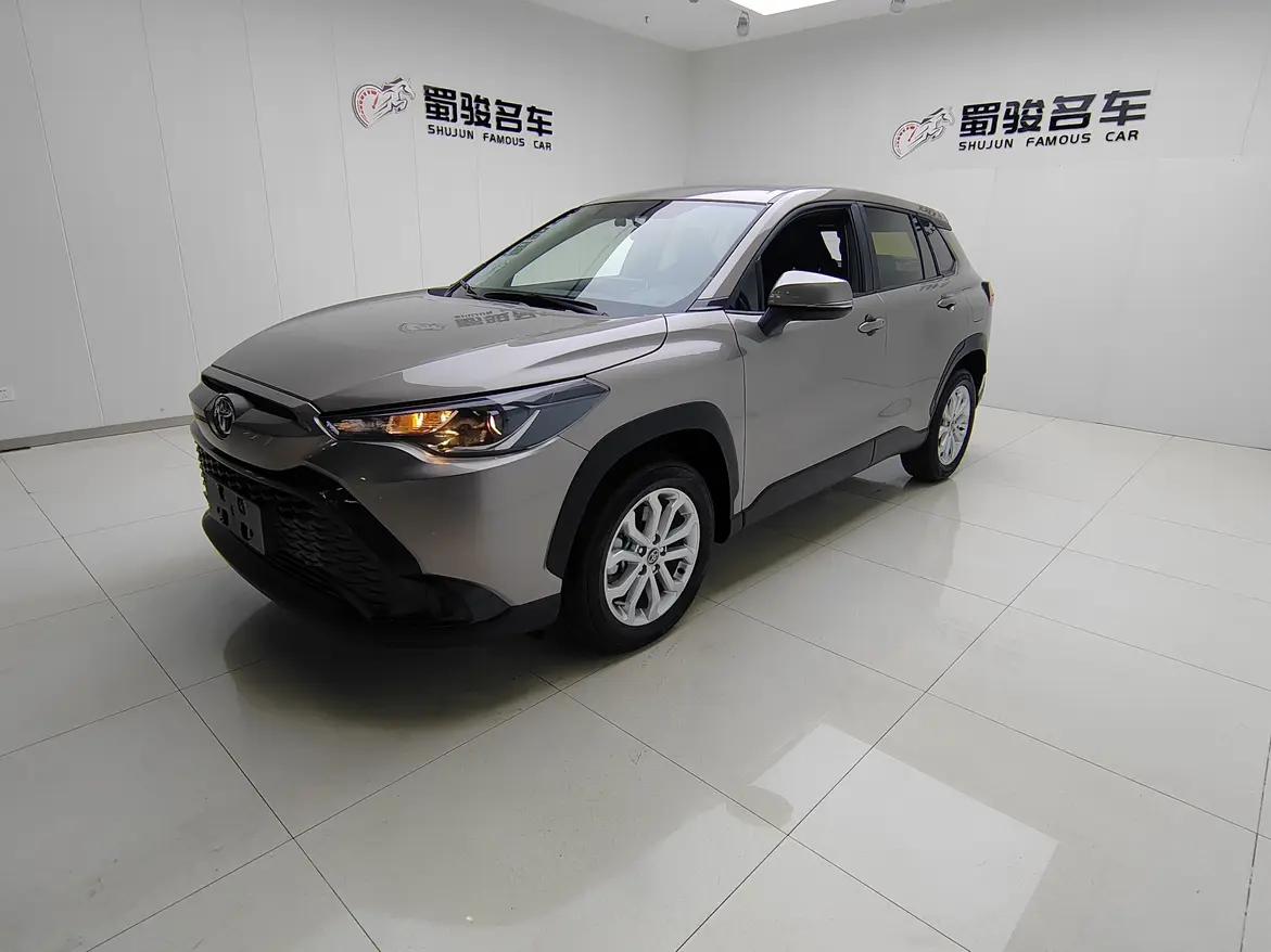 Toyota Frontlander 2025 г. 10236 км.