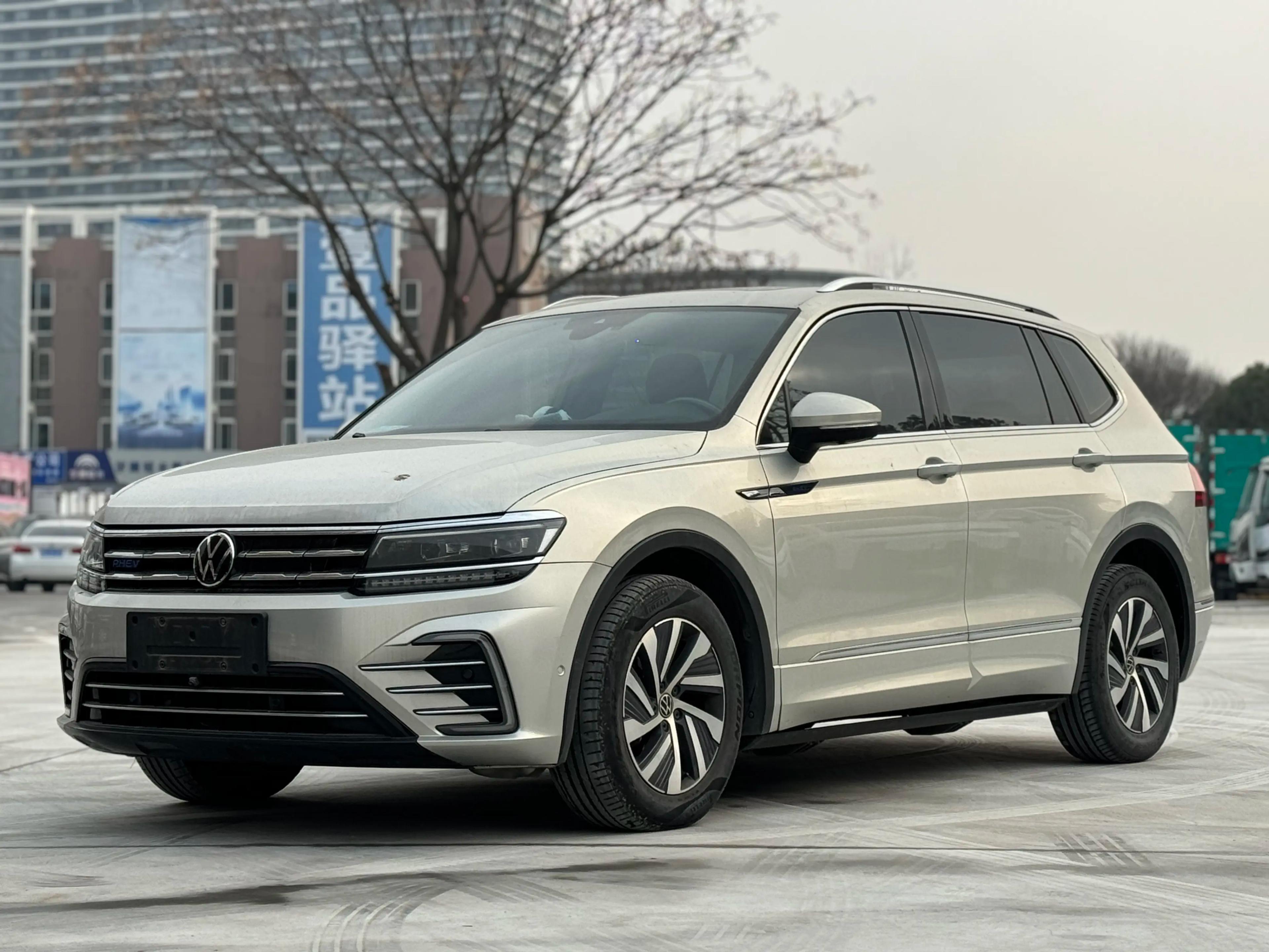 Volkswagen Tiguan L PHEV 2021 г. 55101 км.