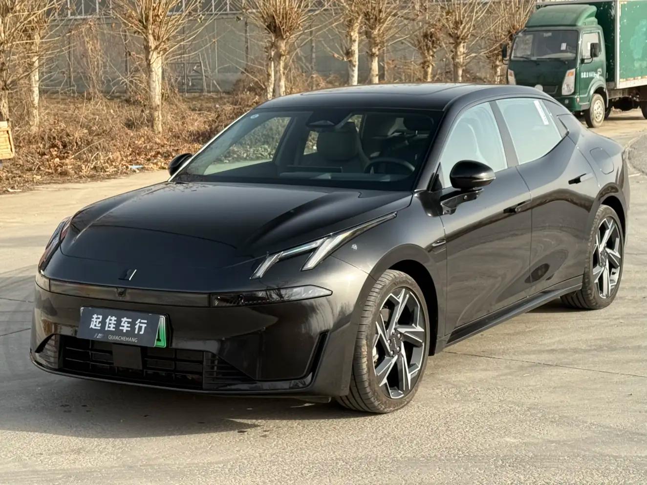 Lynk & Co 07 EM-P 2025 г. 4102 км.