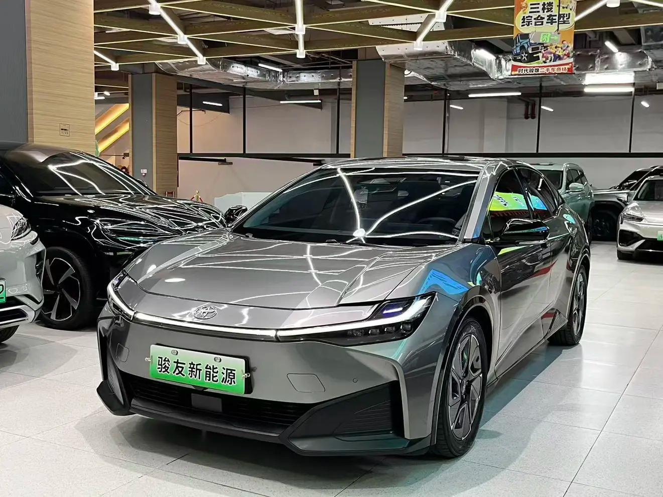 Toyota bZ3 2023 г. 35091 км.