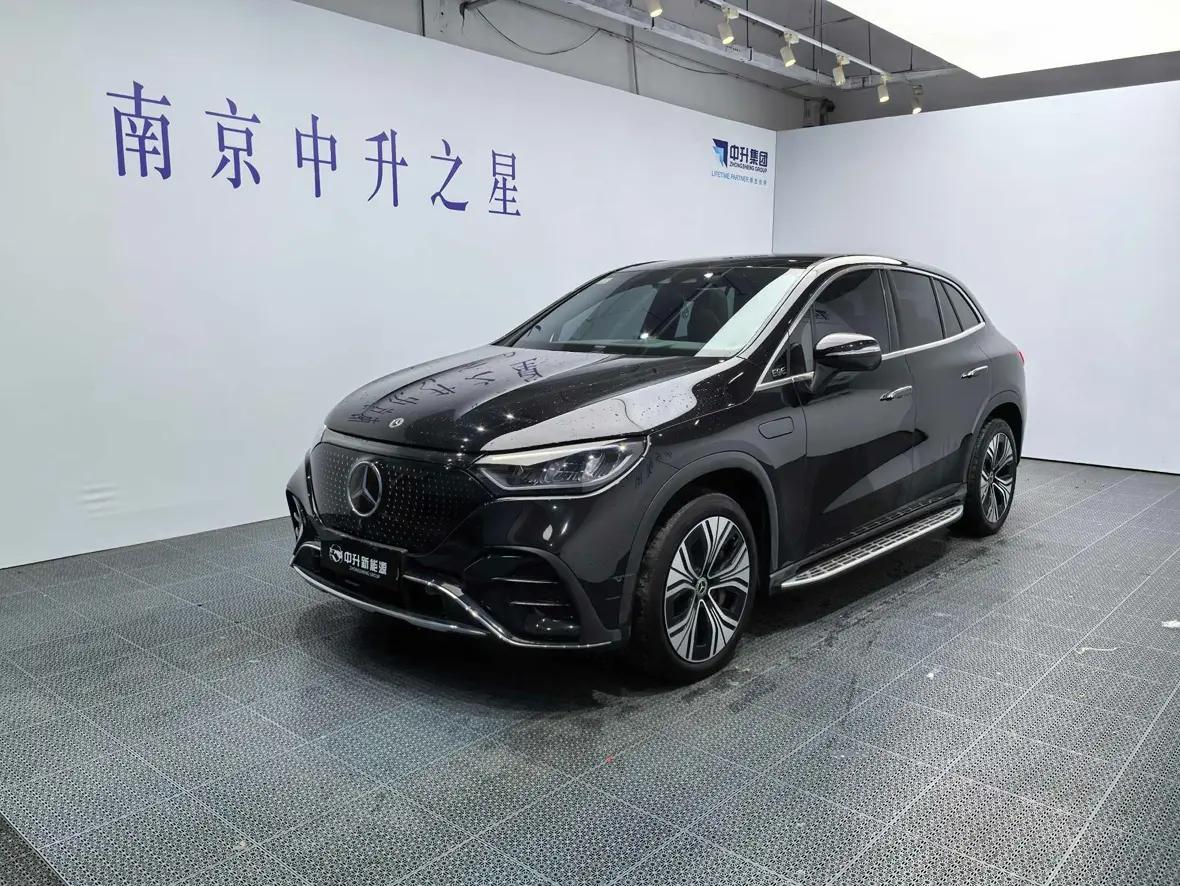 Mercedes-Benz EQE SUV 2024 г. 48230 км.