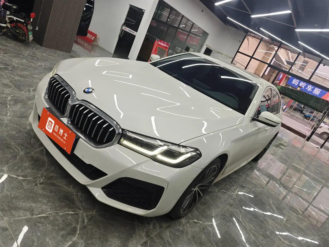 BMW 5 Series 2021 г. 74053 км.