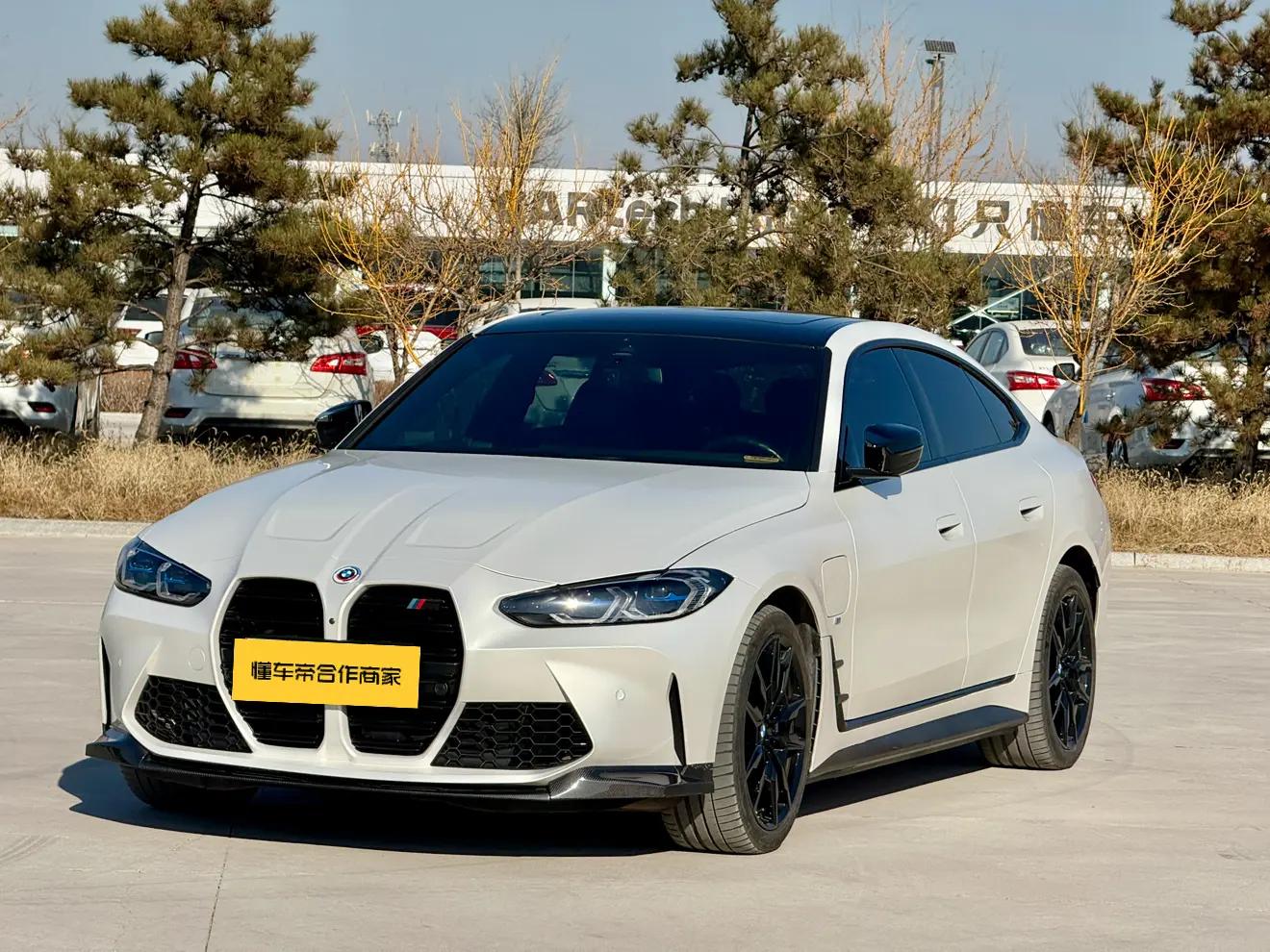 BMW i4 2023 г. 34094 км.