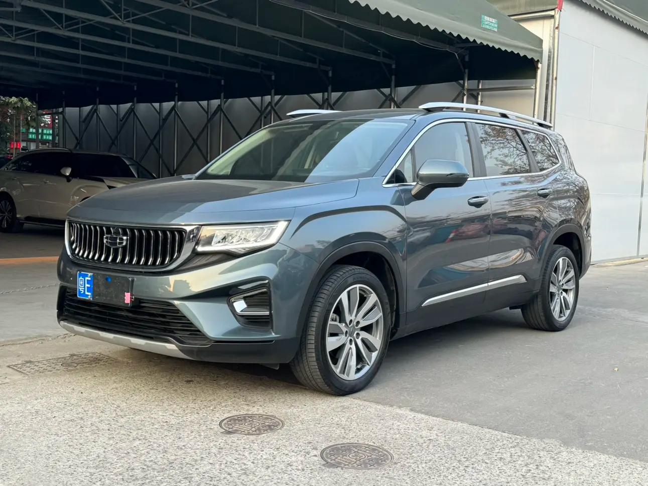 Geely Okavango 2021 г. 101020 км.