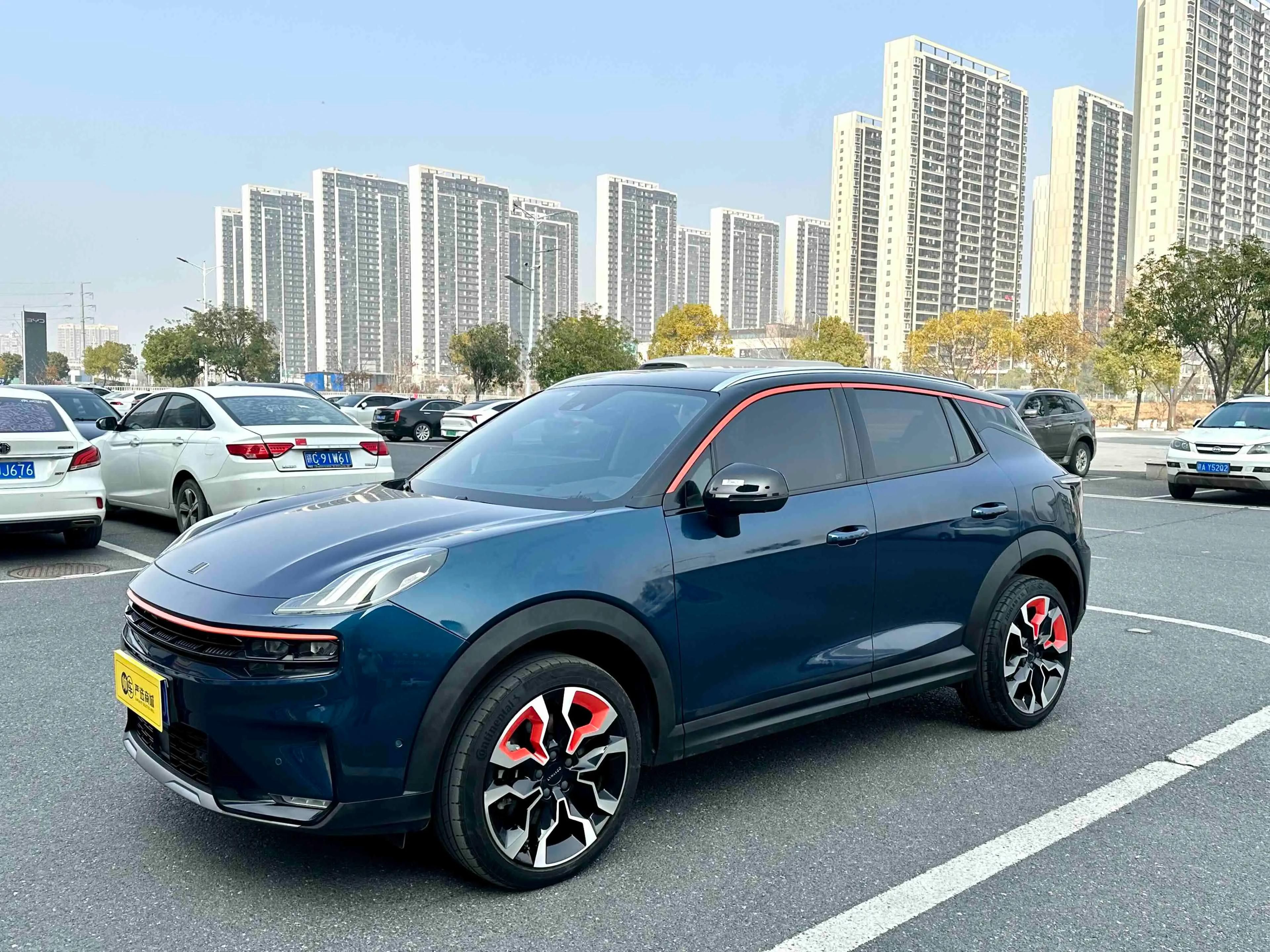 Lynk & Co 06 2021 г. 74048 км.